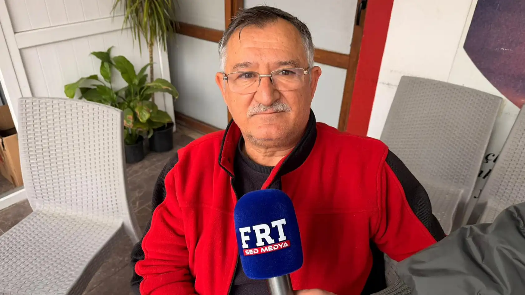 Fethiye'de emekli ve memur zammına tepki: 'Bu maaşlarla geçinmek mümkün değil'