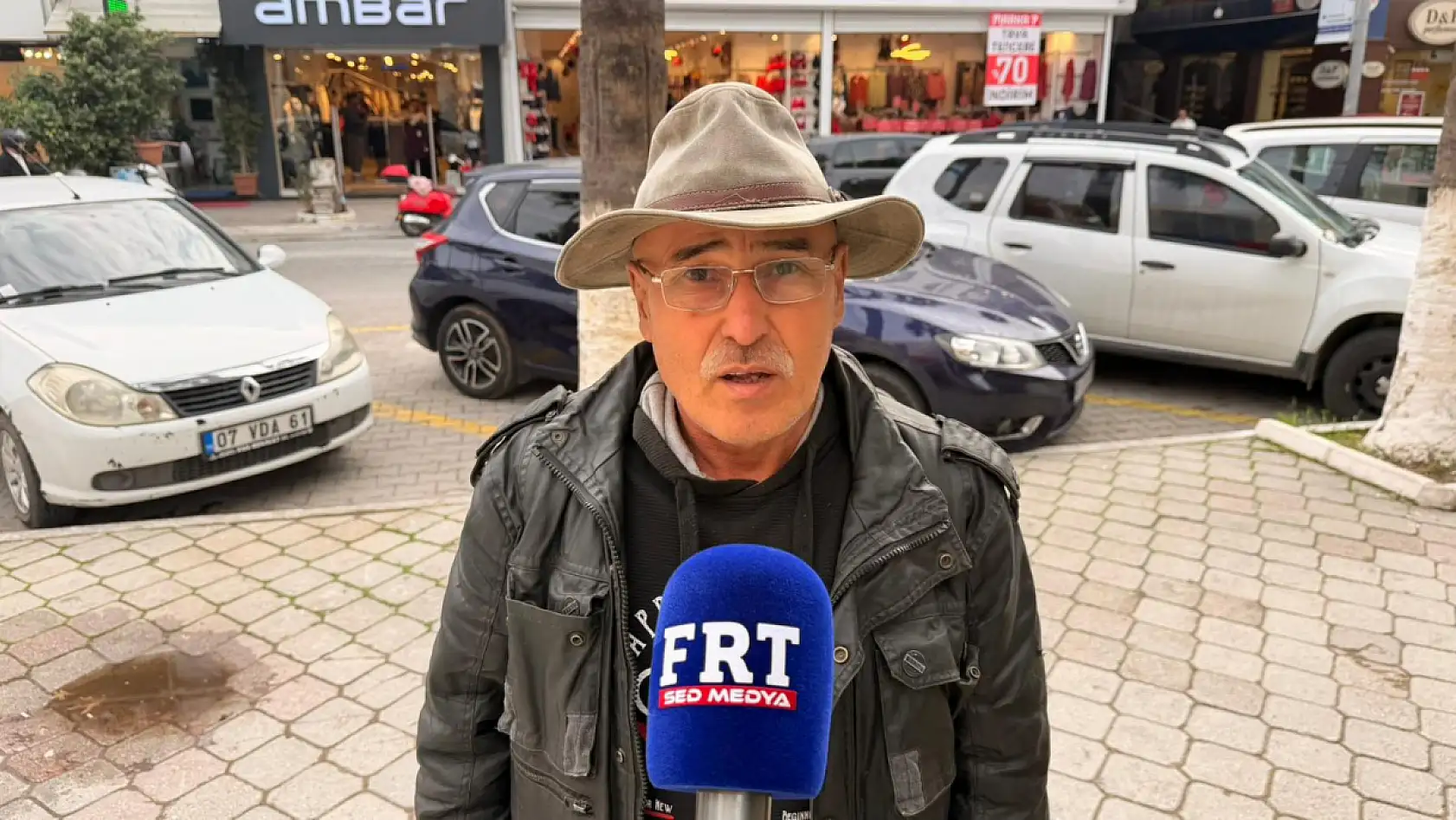 Fethiye'de emekli vatandaş tepkili: 'Piyasayı daraltarak kalkınma olmaz'