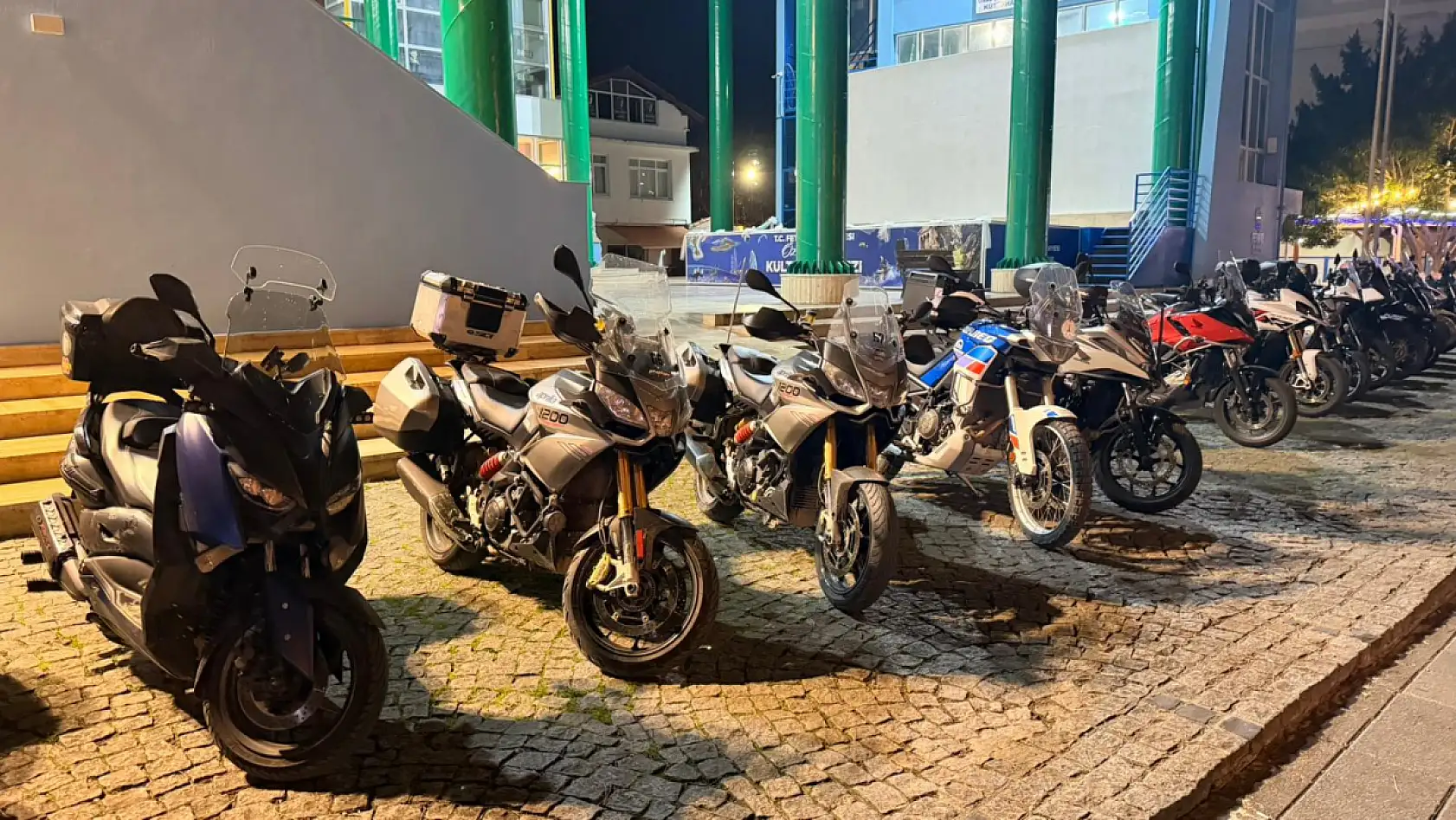 Fethiye'de motosiklet tutkunlarına teori eğitimi