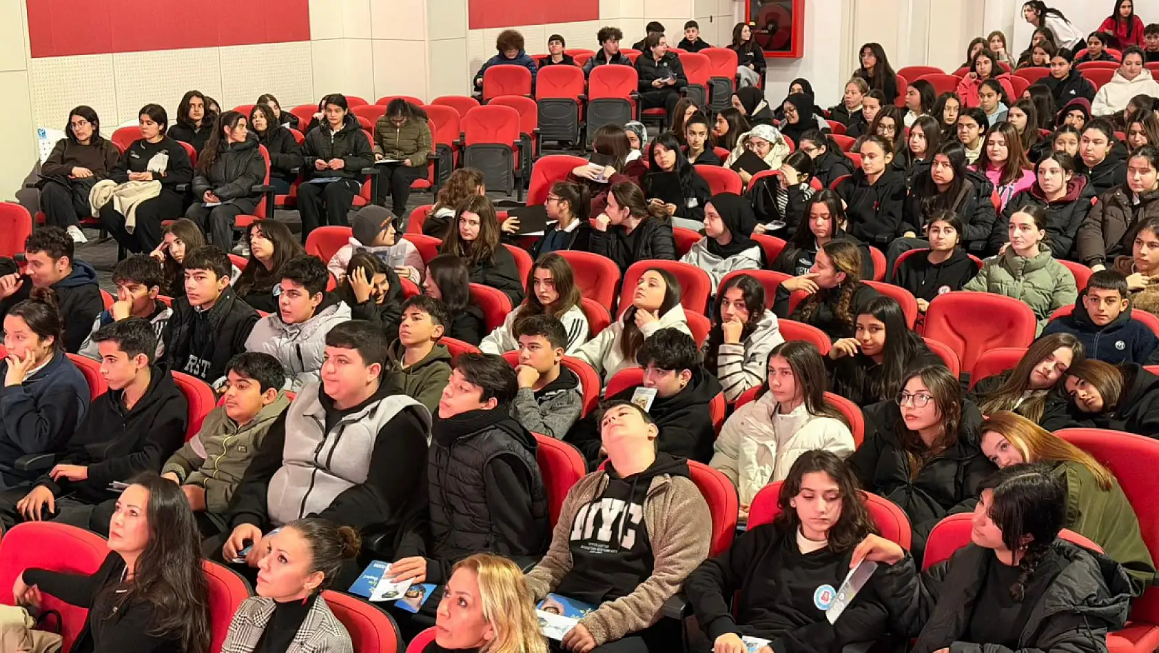 Fethiye Belediyesi'nden lise öğrencilerine 'Enerji Verimliliği' eğitimi