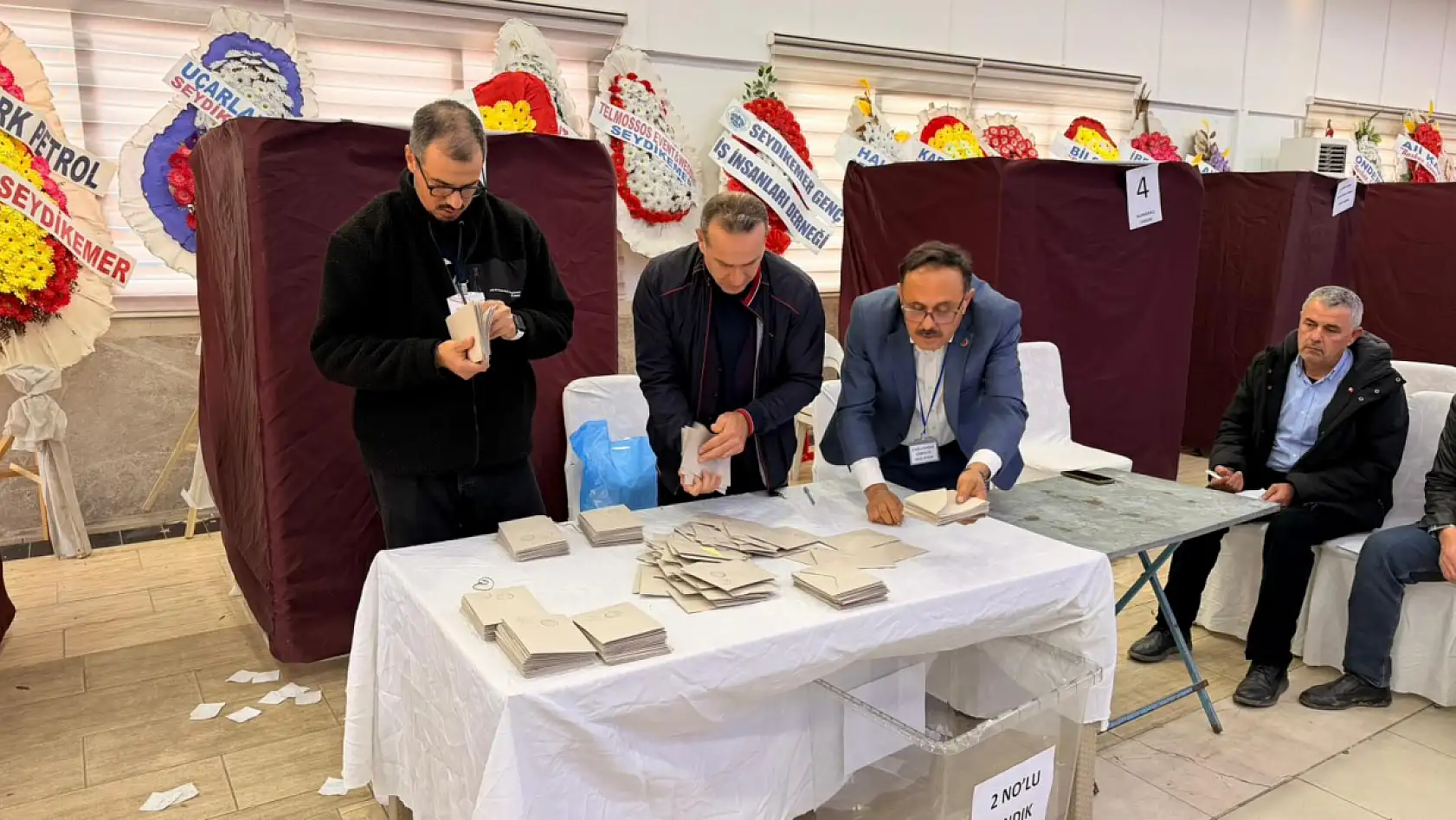 Seydikemer Esnaf Odası'nda oy verme tamamlandı, sayım başladı