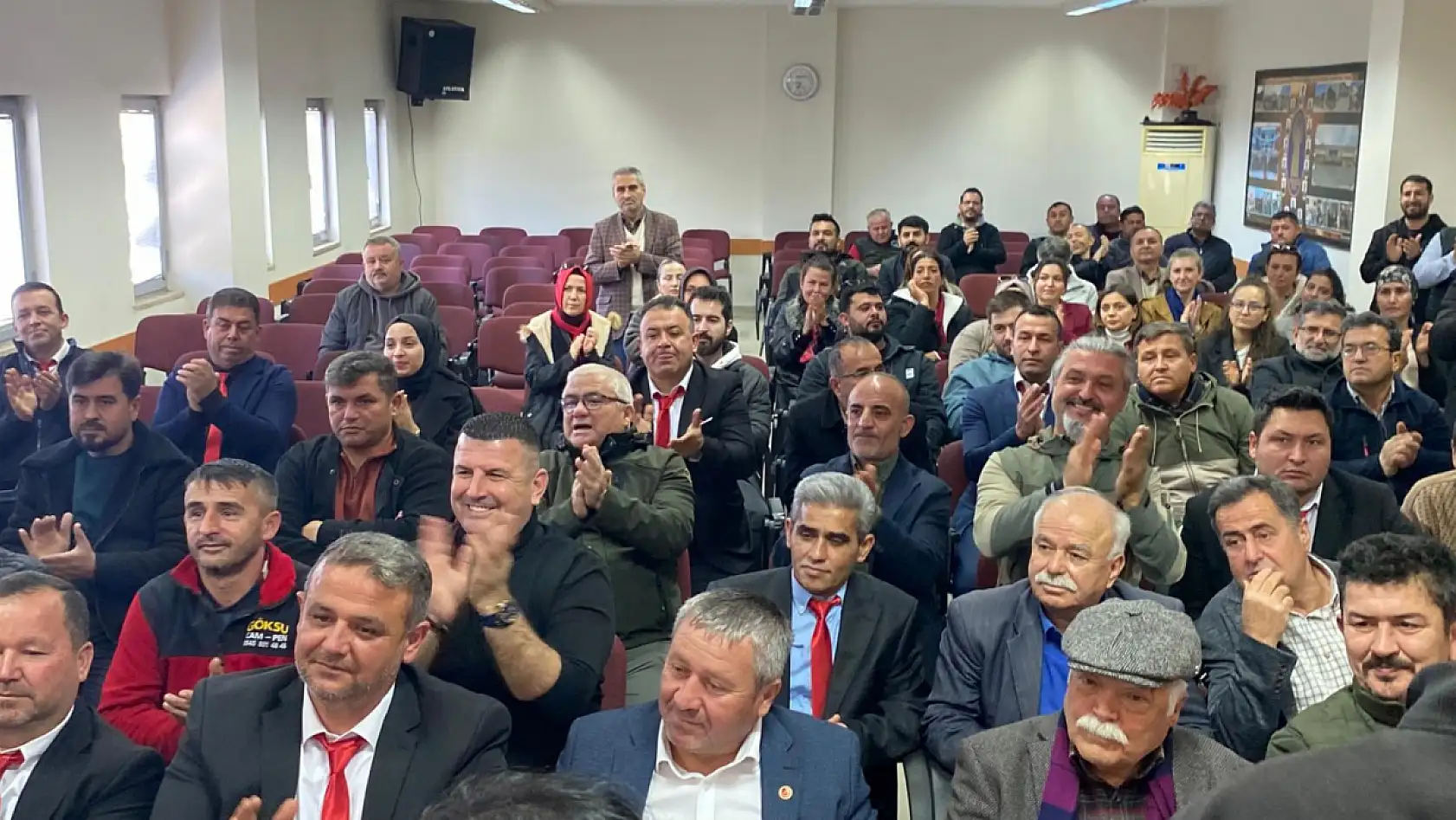 Fethiye Esnaf ve Sanatkarlar Odası'nda devir teslim gerçekleşti