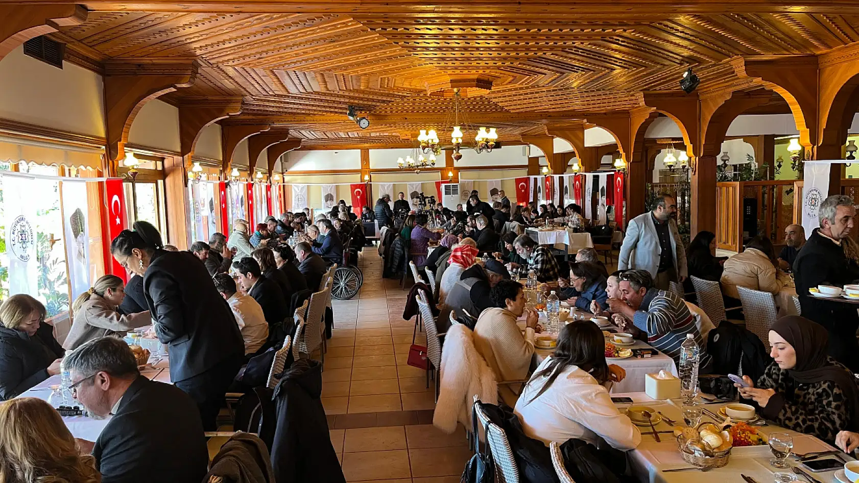 Muğla'da Gazeteciler Günü Buluşması: Basın Özgürlüğü ve Yerel Medya Masaya Yatırıldı