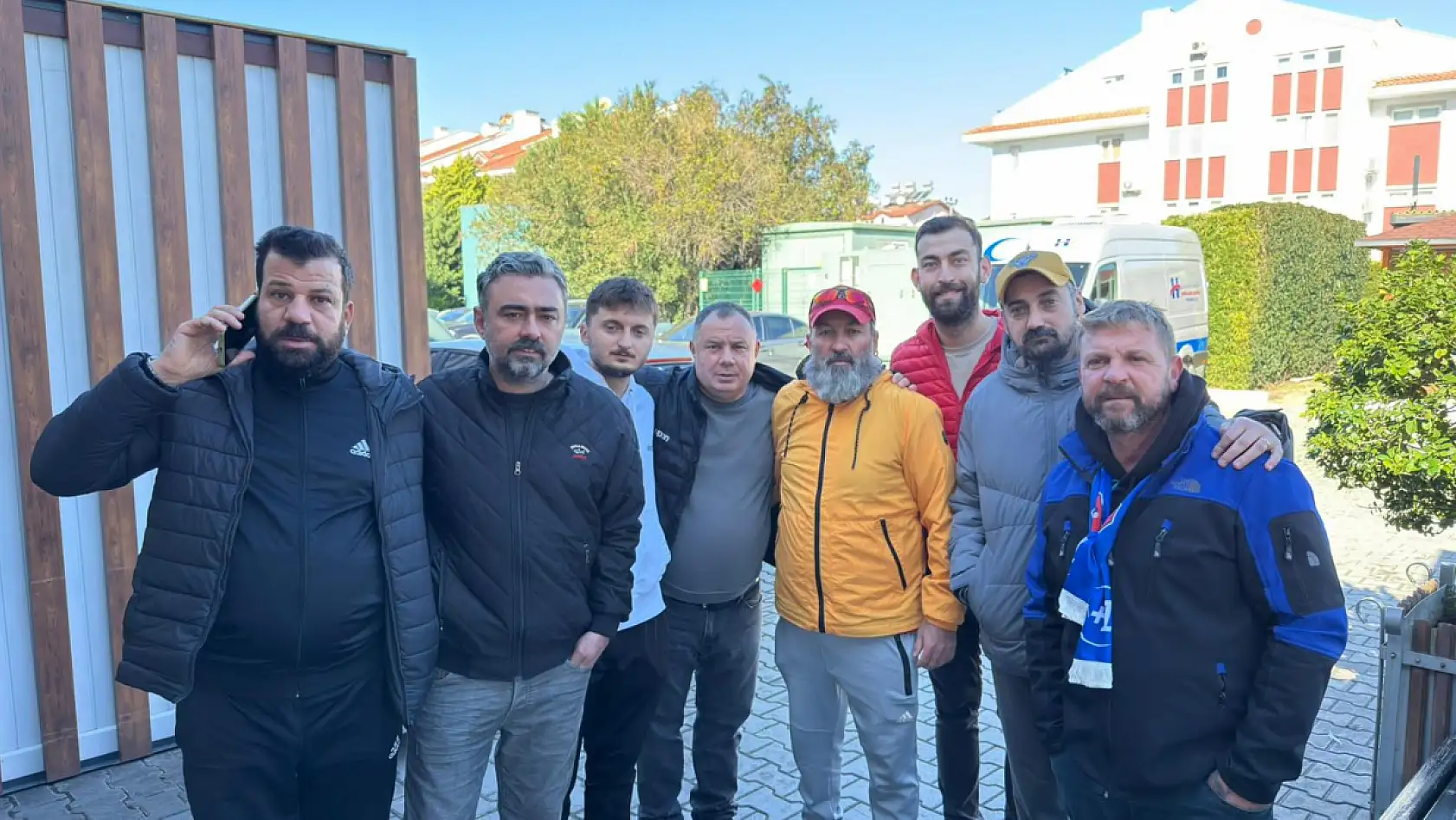 Fethiyespor–Galatasaray Maçında tribünden düşen Murat Bayat taburcu oldu