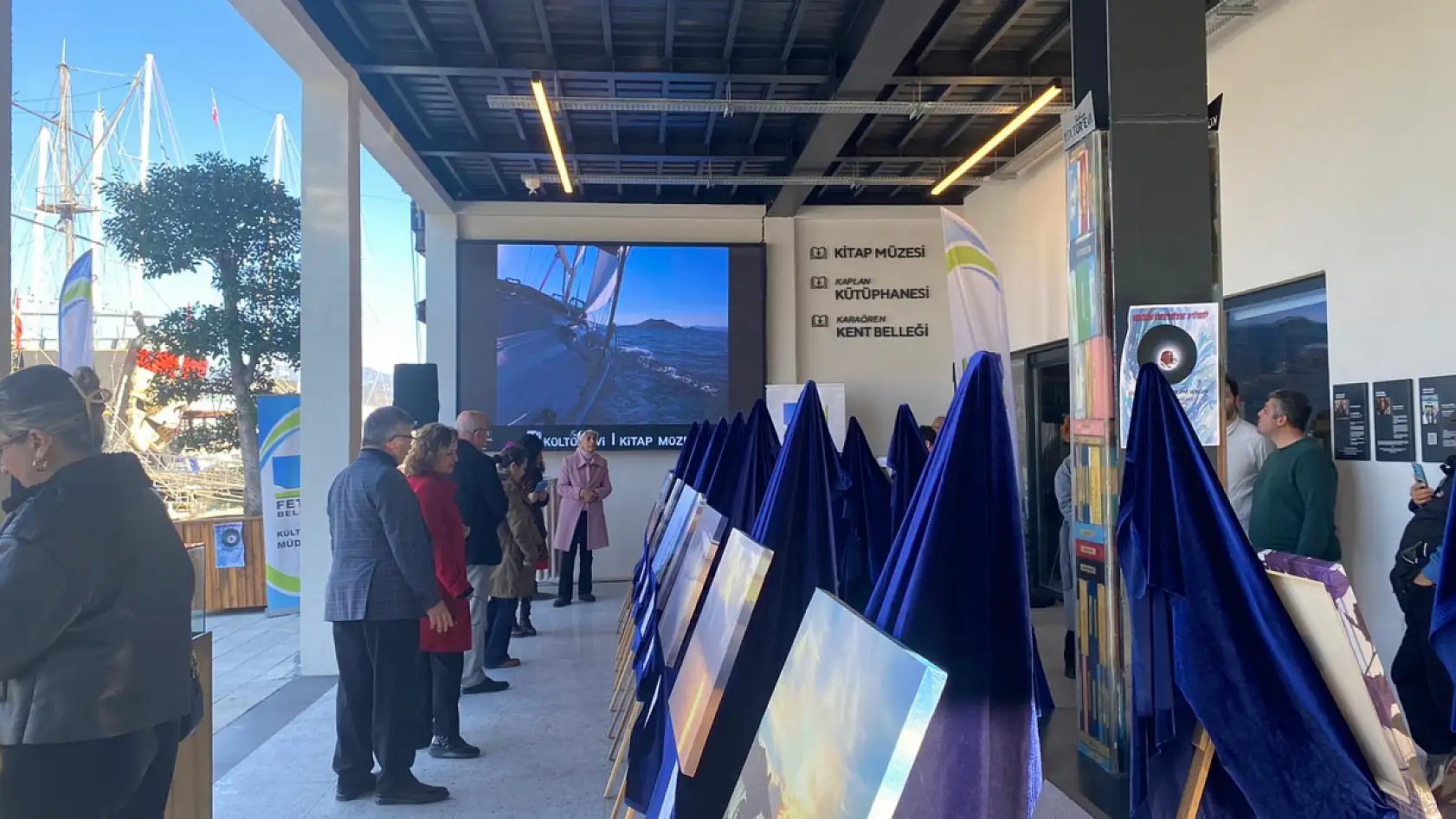 'Denizin Fethiye Yüzü' Fethiye Kültür Evi'nde sanatseverlerle buluştu