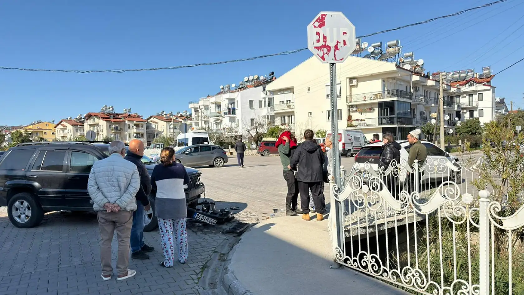 Fethiye'de yol verme anlaşmazlığı maddi hasarla sonuçlandı