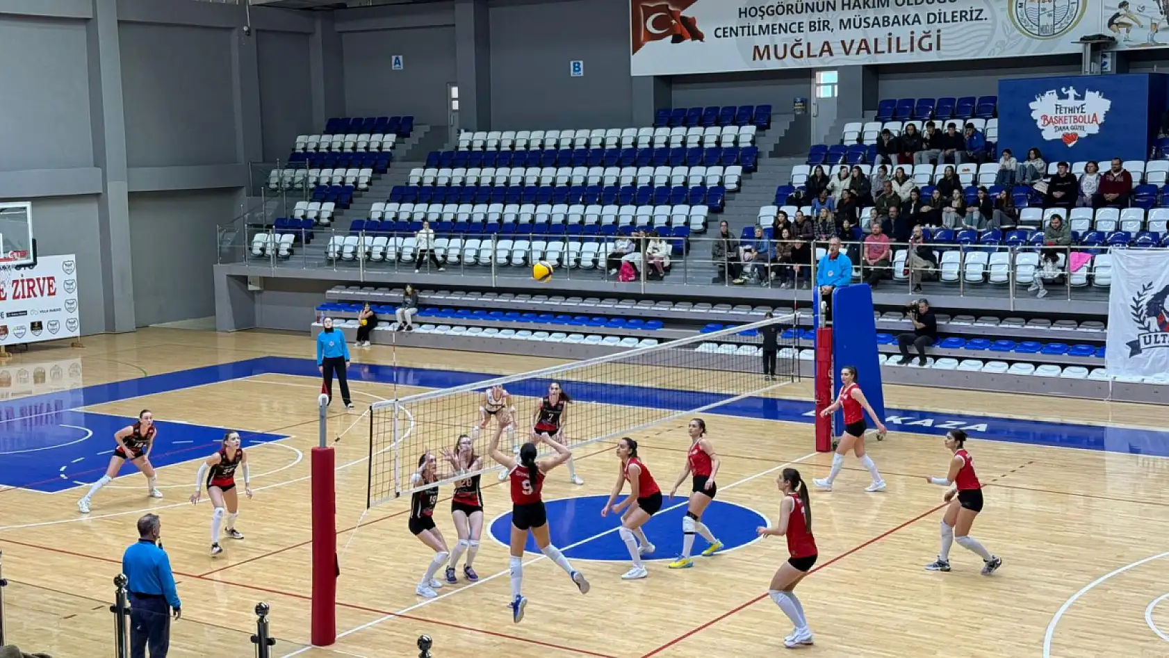 Fethiye Zirve Spor Kulübü Play-Off Yolunda Kritik Maçı Kazandı