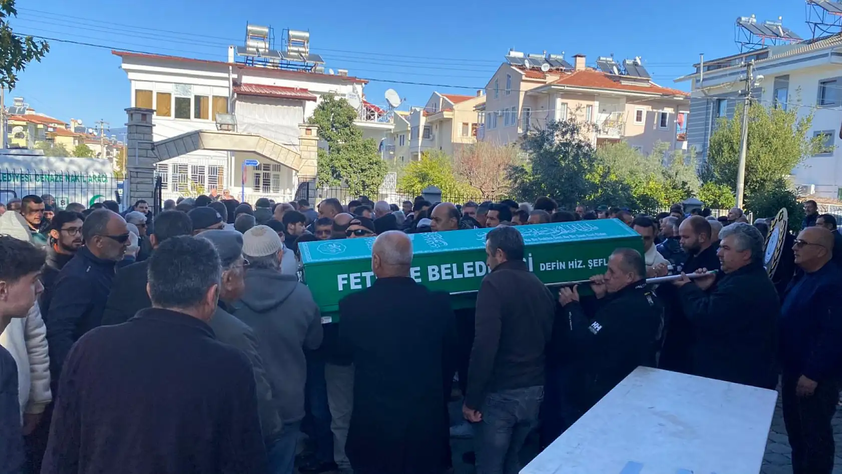 Fethiye'de sevilen isim İsmet Tokgöz son yolculuğuna dualarla uğurlandı