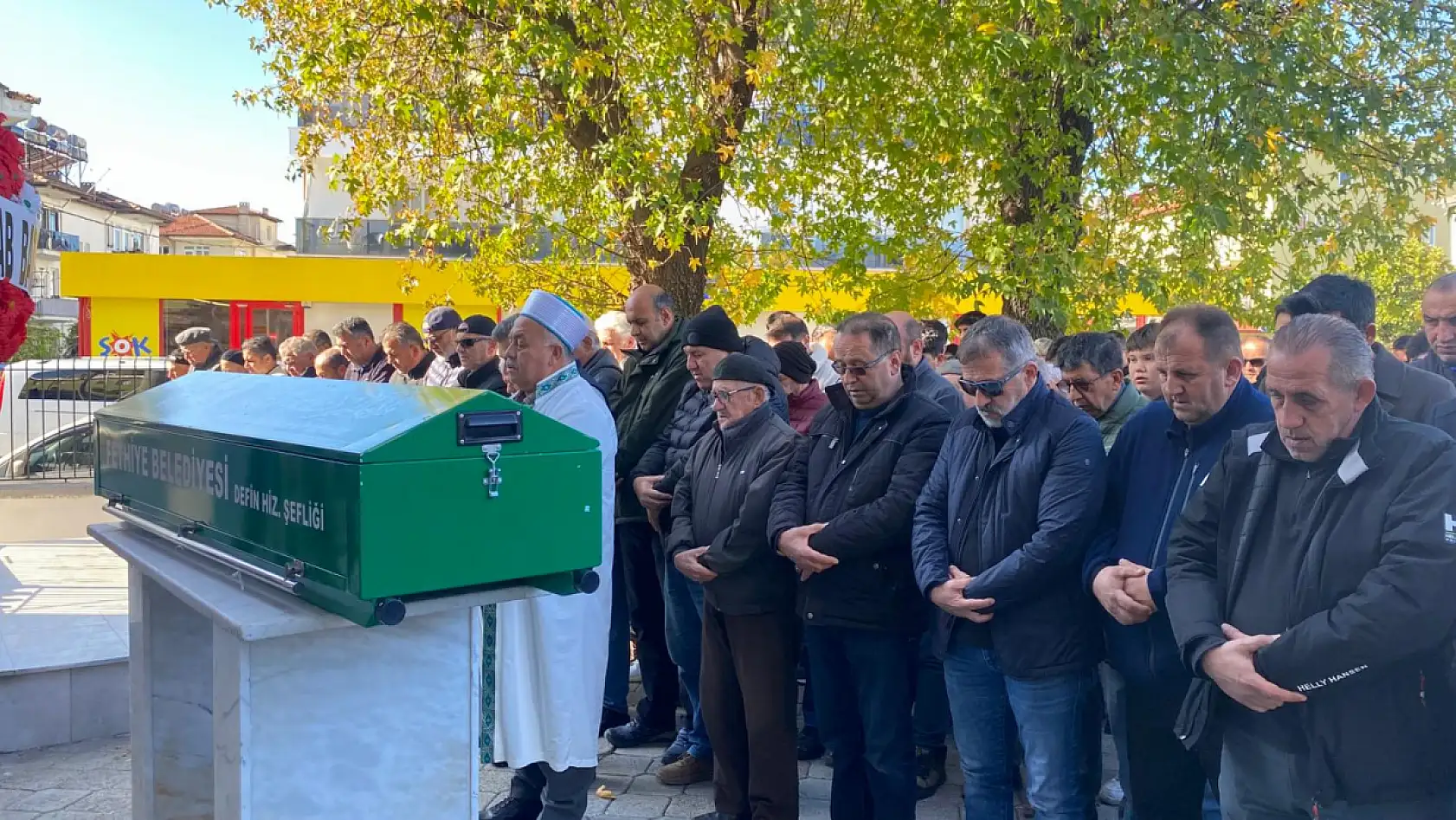 Fethiye'de sevilen isim İsmet Tokgöz son yolculuğuna dualarla uğurlandı