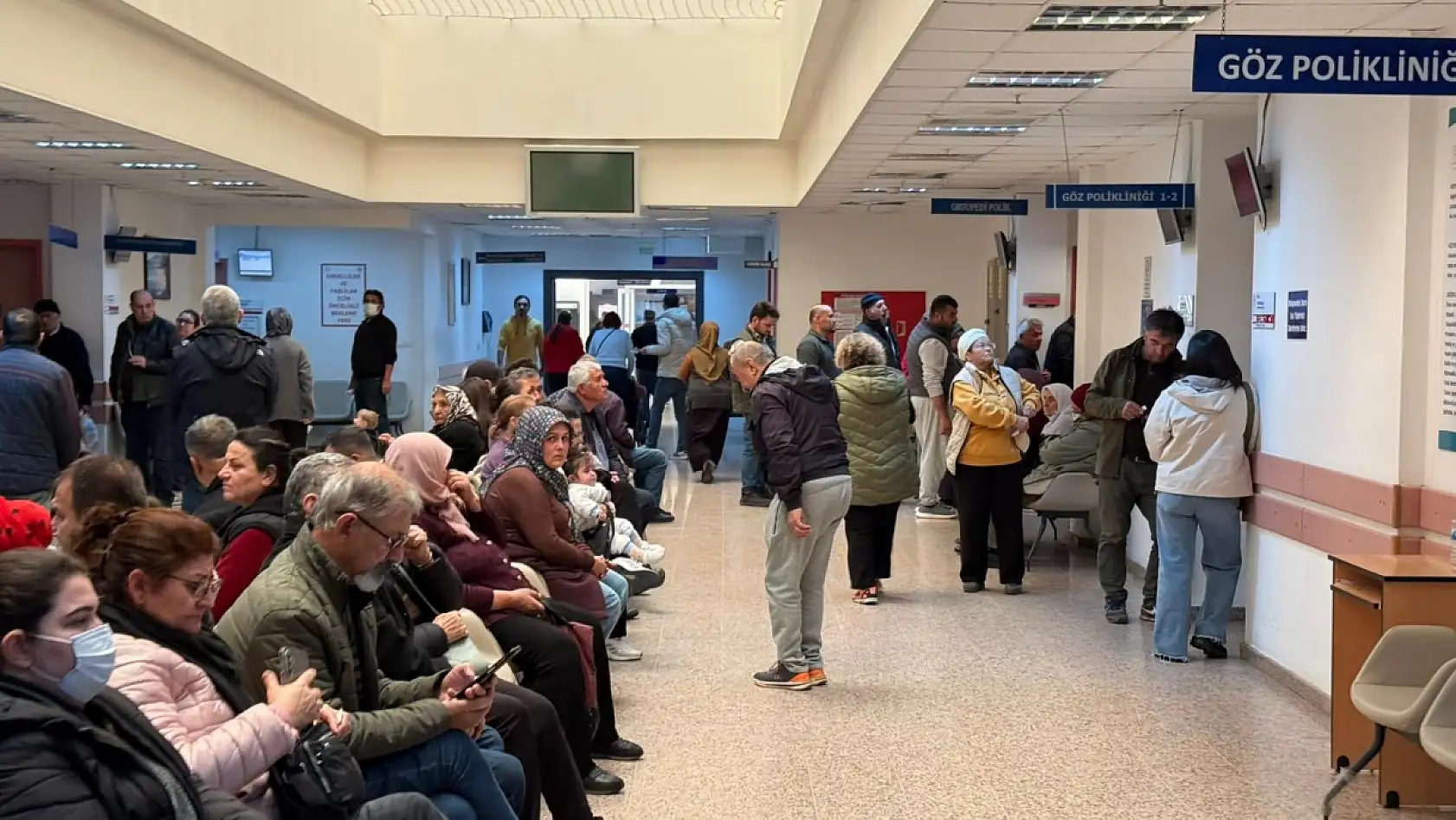 Fethiye'de soğuk hava hastaneleri doldurdu