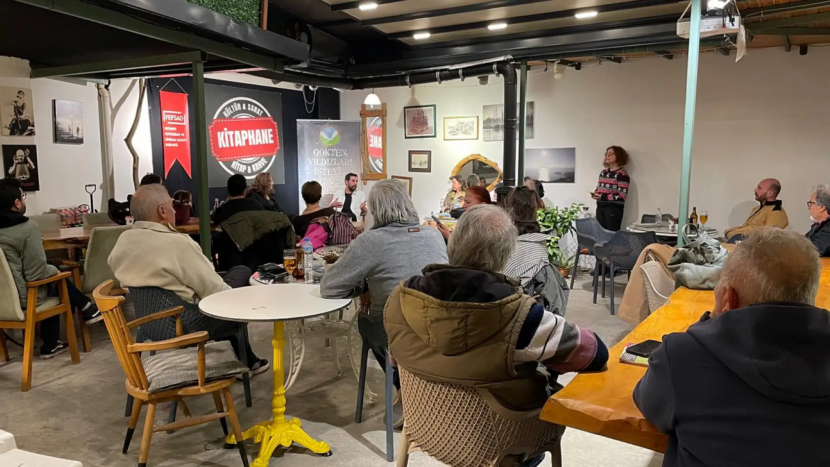 FEFSAD'da senaryo yazarlığı söyleşisi: 'Her film bir cümleyle başlar'