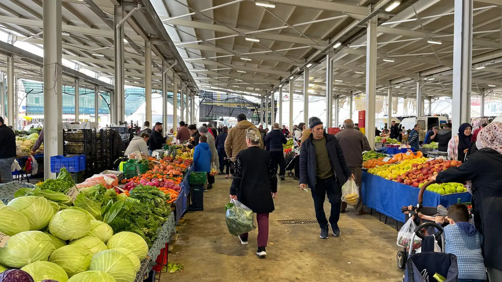 Fethiye Patlangıç Pazarı'nda fiyat serzenişi: 'Biz de ne yapacağımızı şaşırdık'