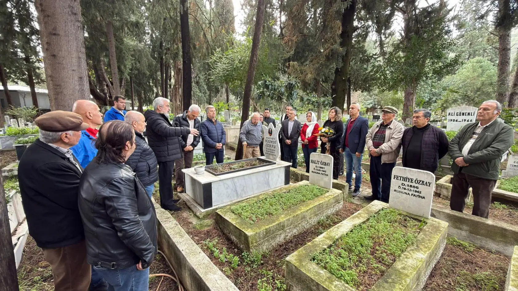 Fethiyeli Bağlama Ustası Hamdi Özbay Vefatının 9. Yılında Dualarla Anıldı