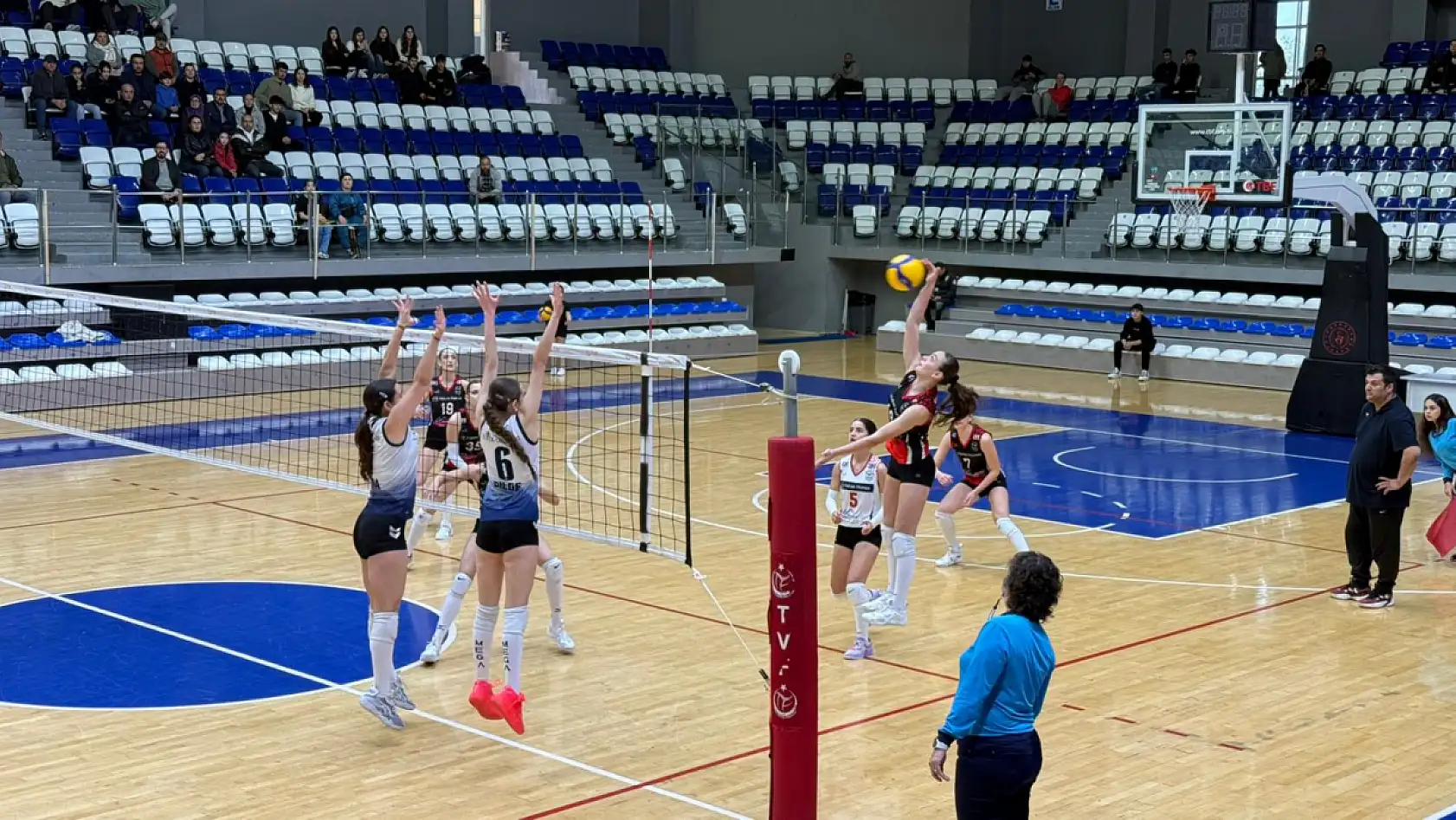 Fethiye Zirve Spor Kulübü Play-Off'a Kalamadı: 1-3