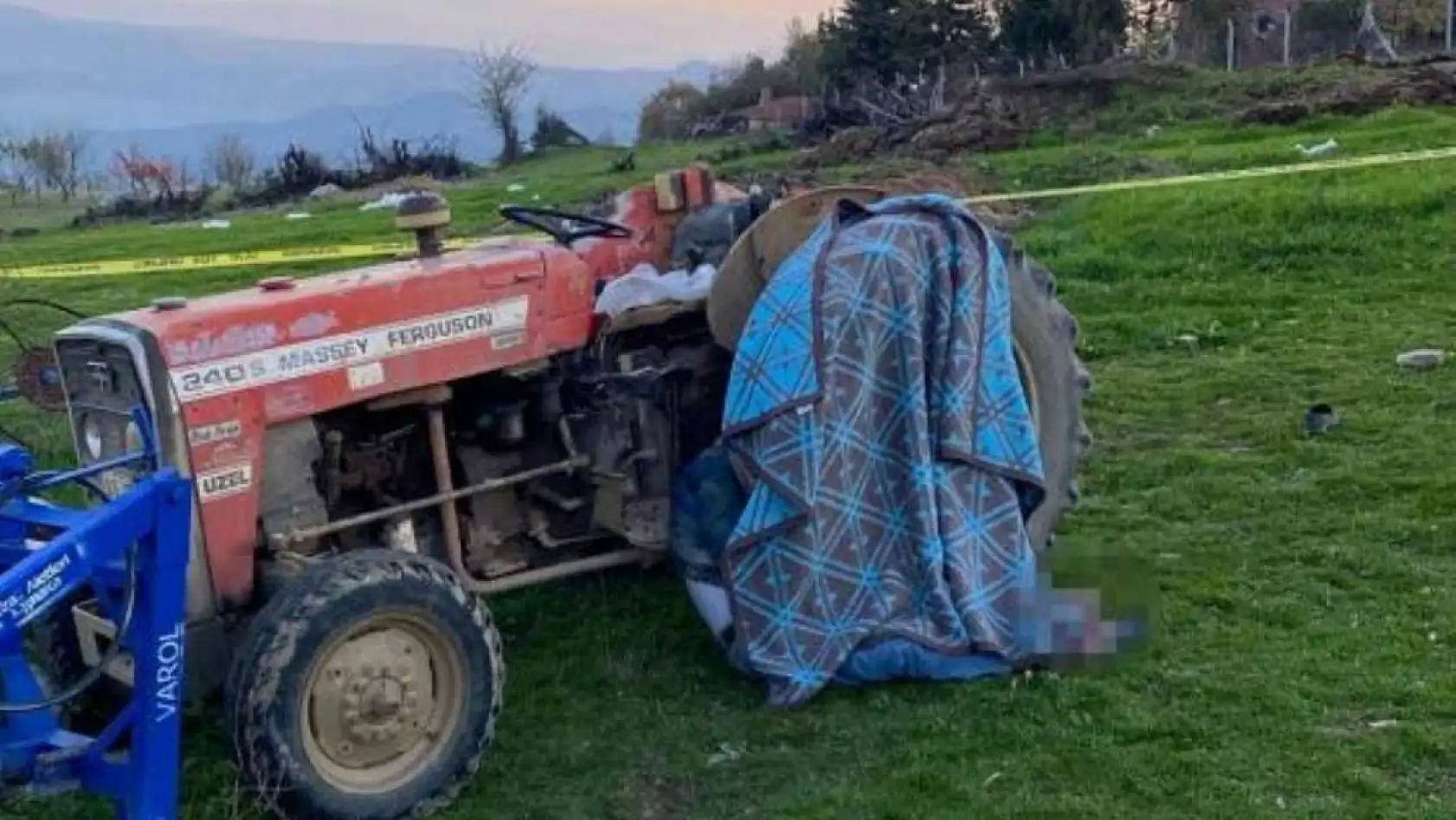 Traktörün altında kalan yaşlı adam hayatını kaybetti
