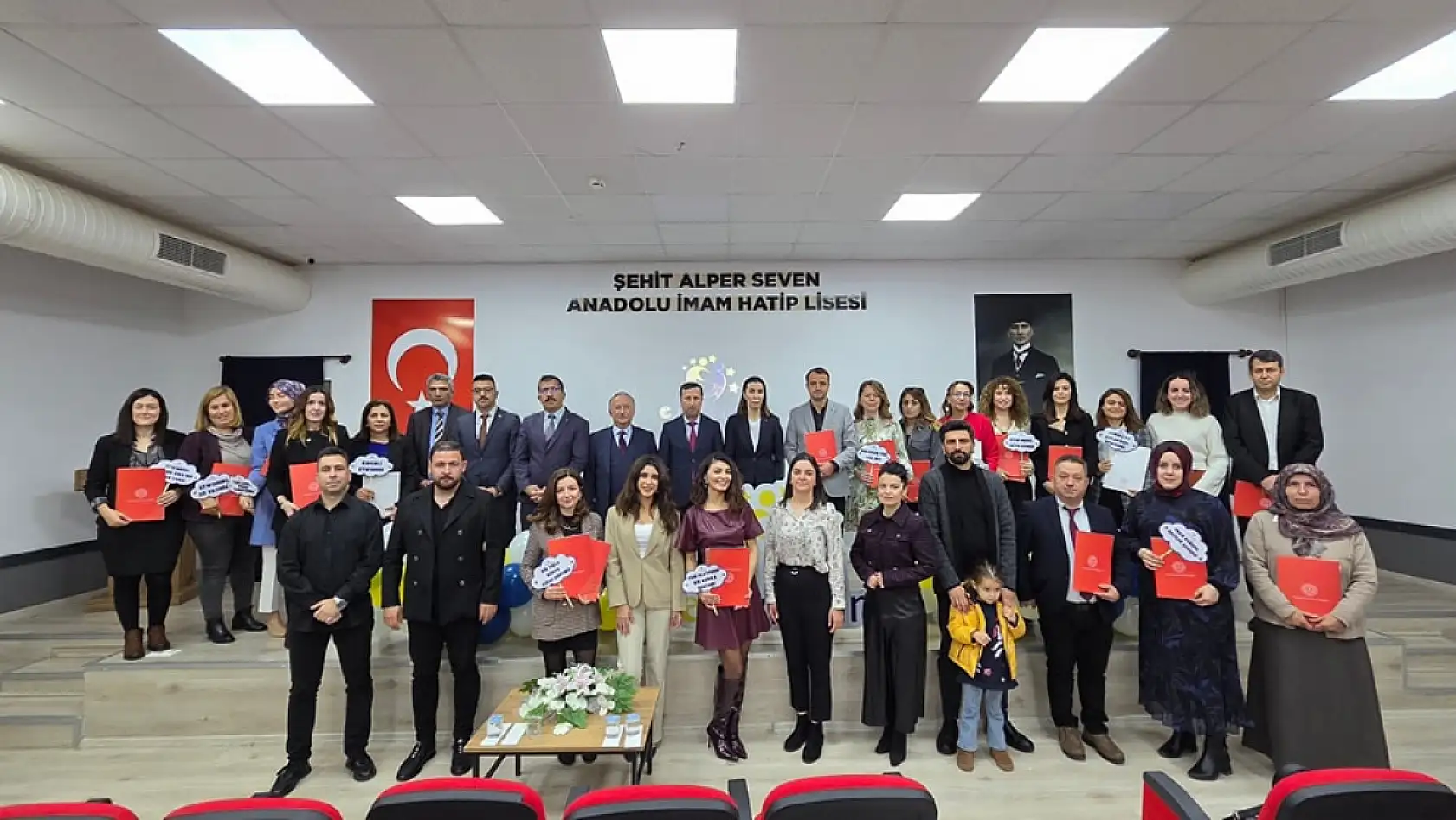 Seydikemer'de e-Twinning coşkusu: Ödüller sahiplerini buldu
