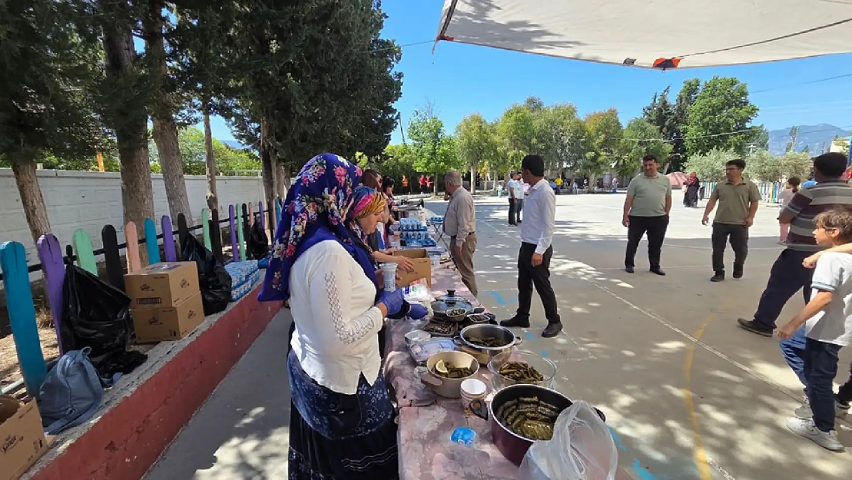 Seydikemer Kadıköy İlkokulu ve Ortaokulundan Renkli Kermes ve Resim Sergisi