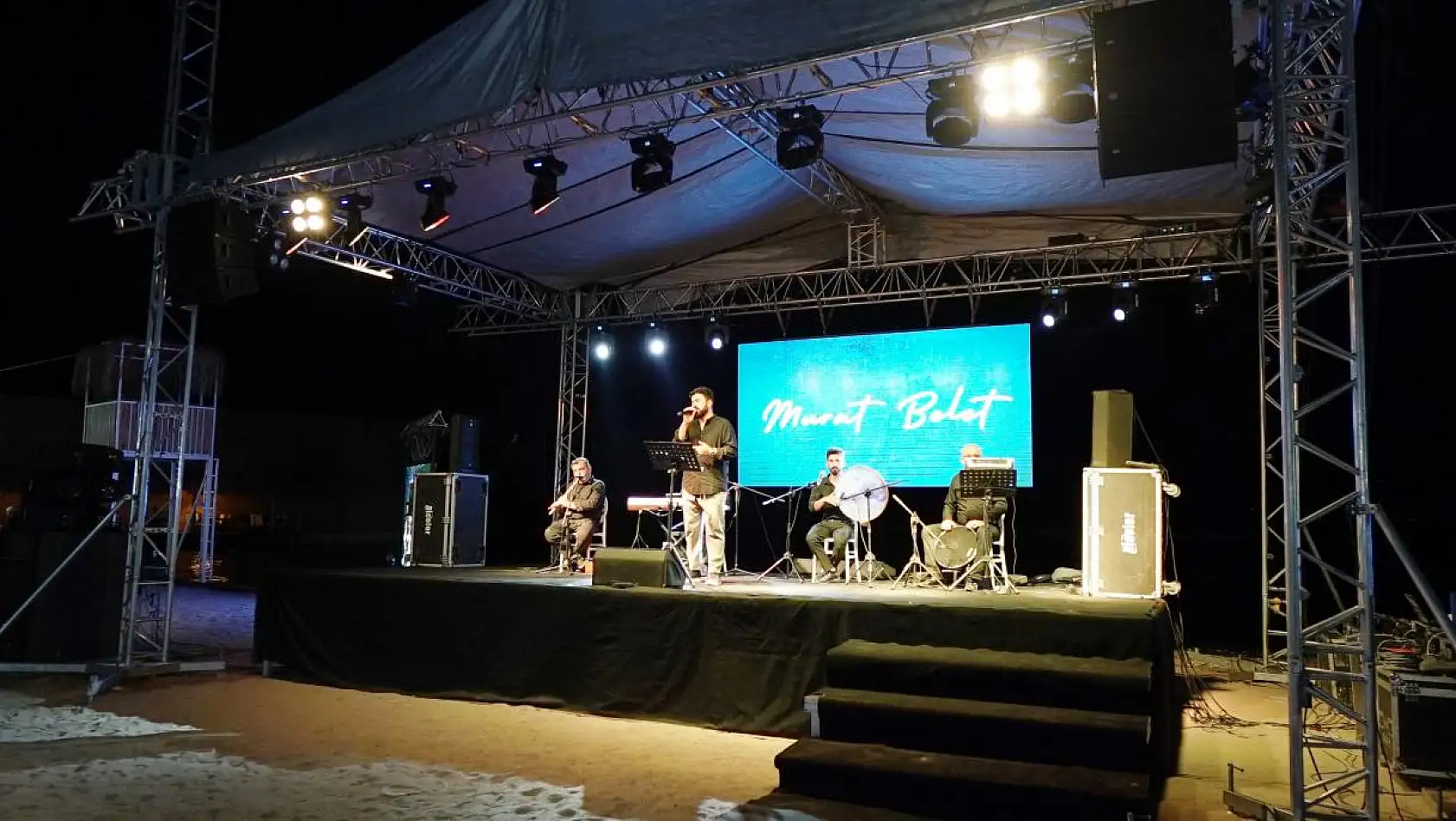 Kurt ile Çelik Çiftinin Dillere Destan Düğünü