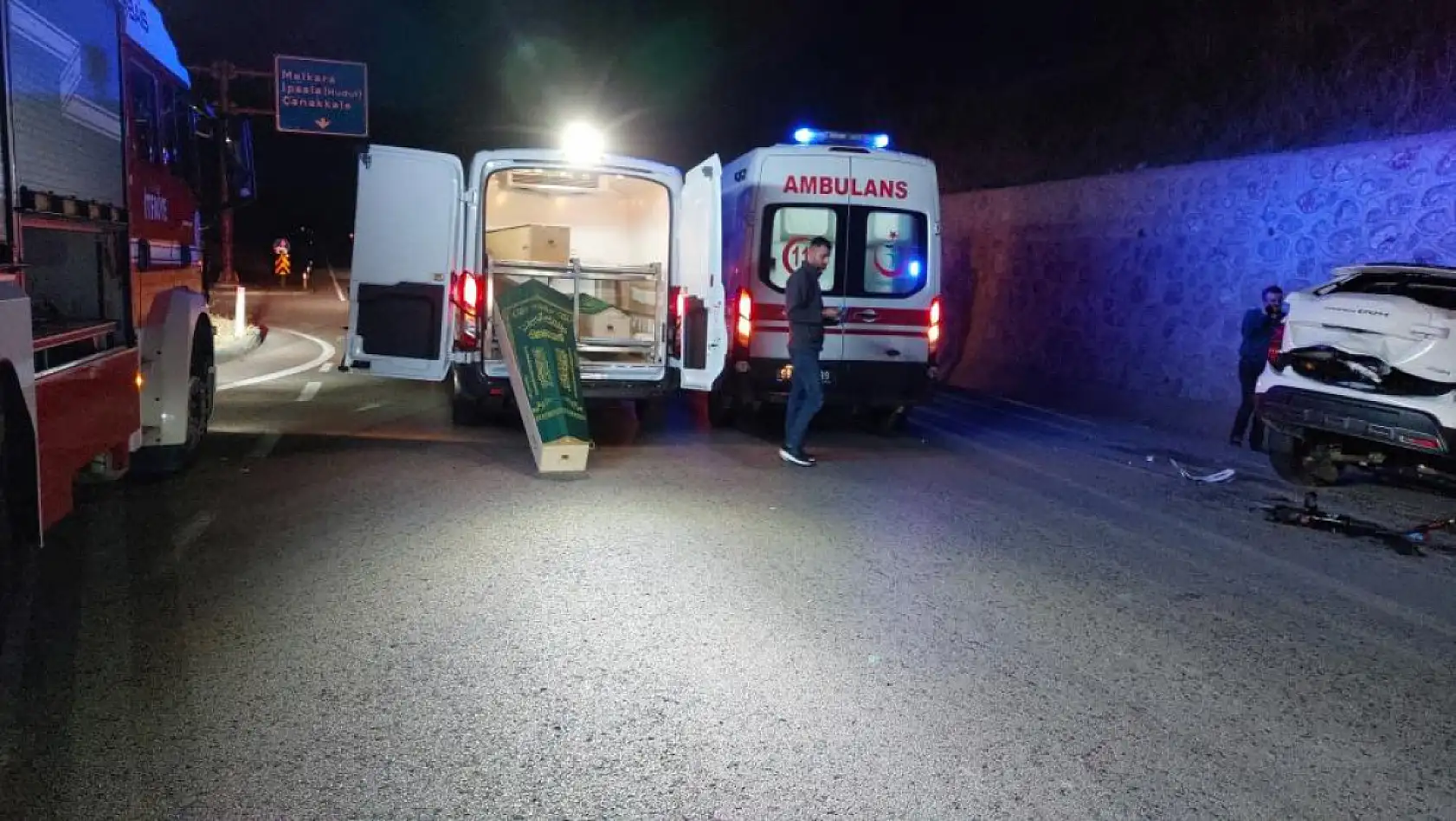 Feci trafik kazası 2 doktor hayatını kaybetti