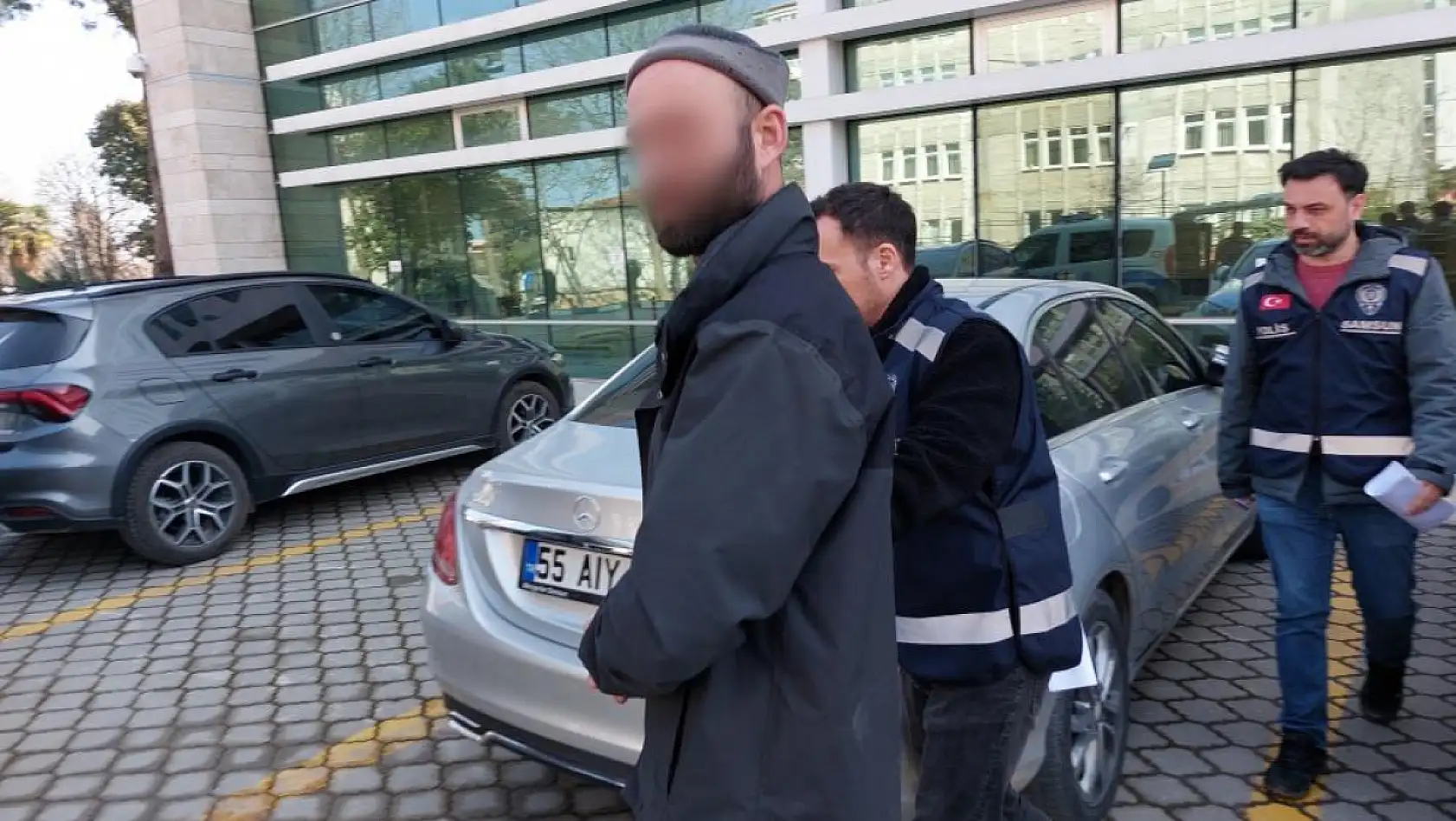 Eşini darptan adliyeye sevk edilen koca, 'Çıkınca öldüreceğim' deyince tutuklandı