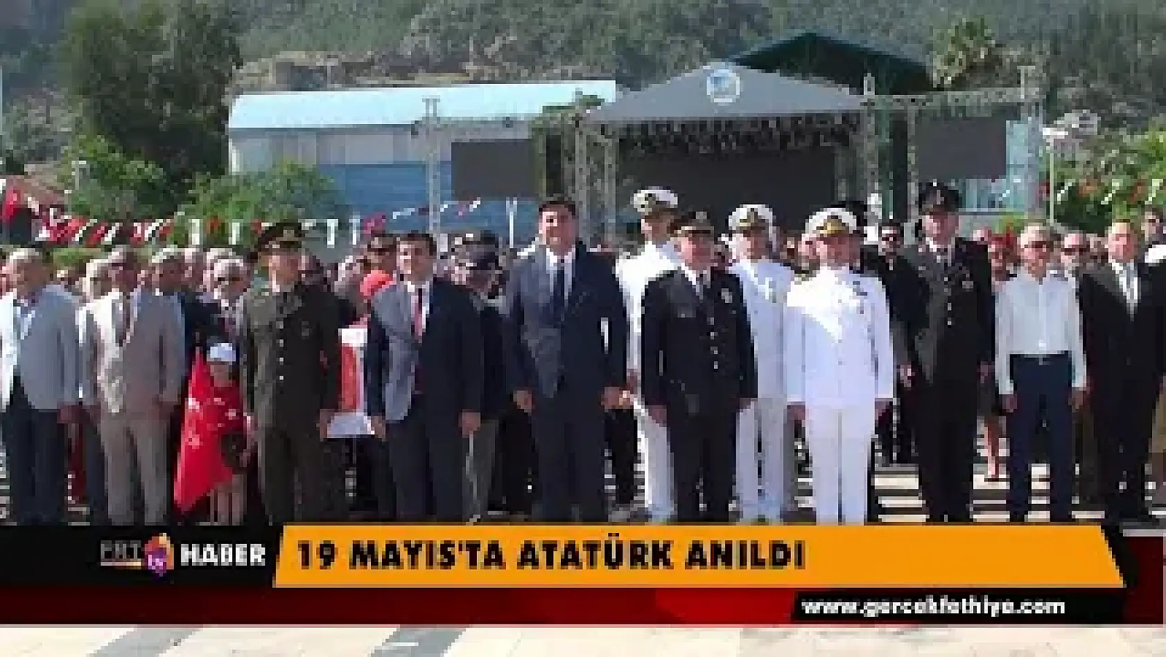 19 Mayıs'ta Atatürk Anıldı