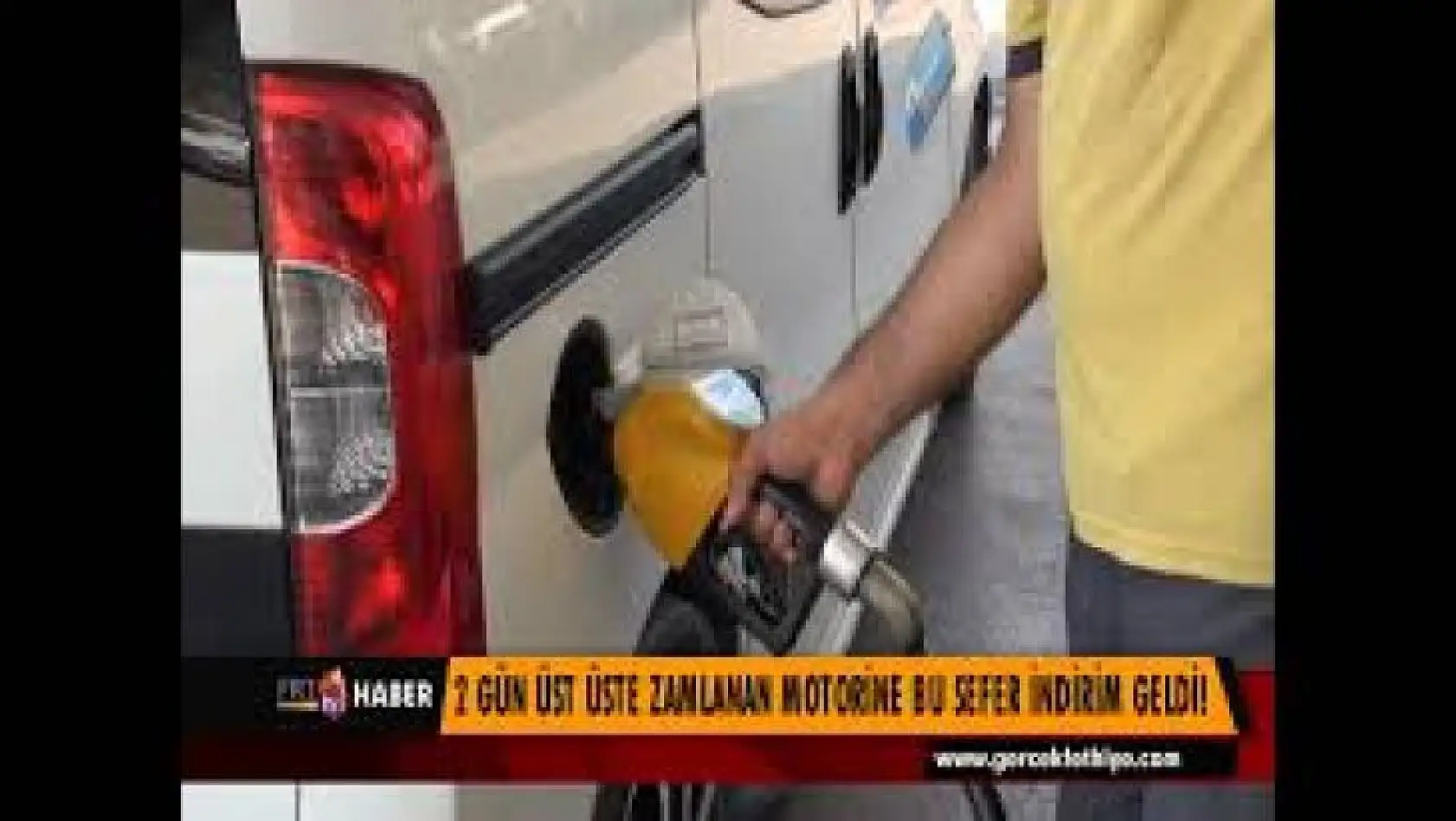 2 GÜN ÜST ÜSTE ZAMLANAN MOTORİNE BU SEFER İNDİRİM GELDİ!