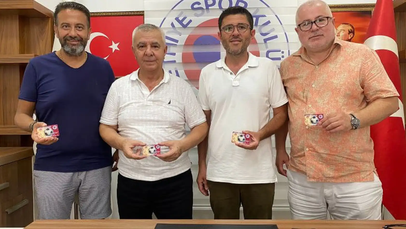 BAŞKAN KÖKTEN VE YÖNETİMİNDEN FETHİYESPOR'A KOMBİNE DESTEĞİ
