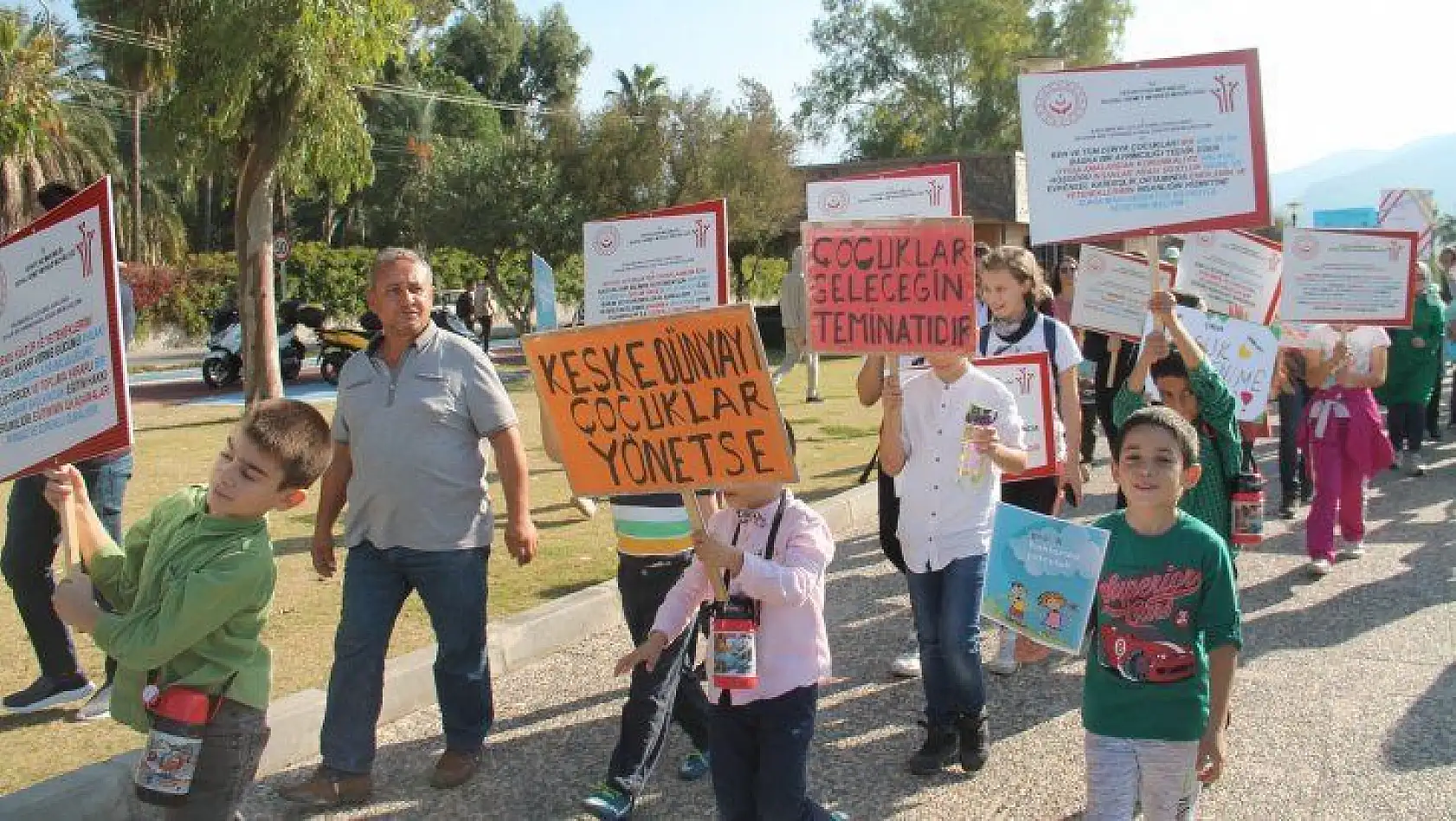 ''Çocuklar geleceğin teminatıdır''