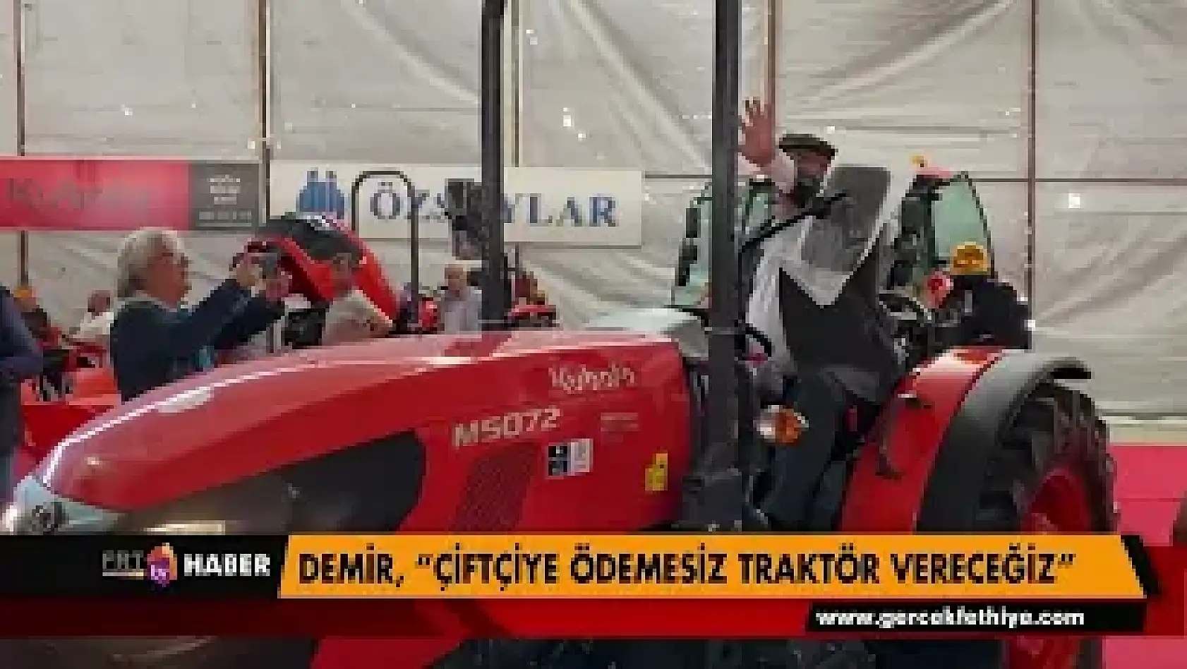 Demir, 'Çiftçiye ödemesiz traktör vereceğiz'