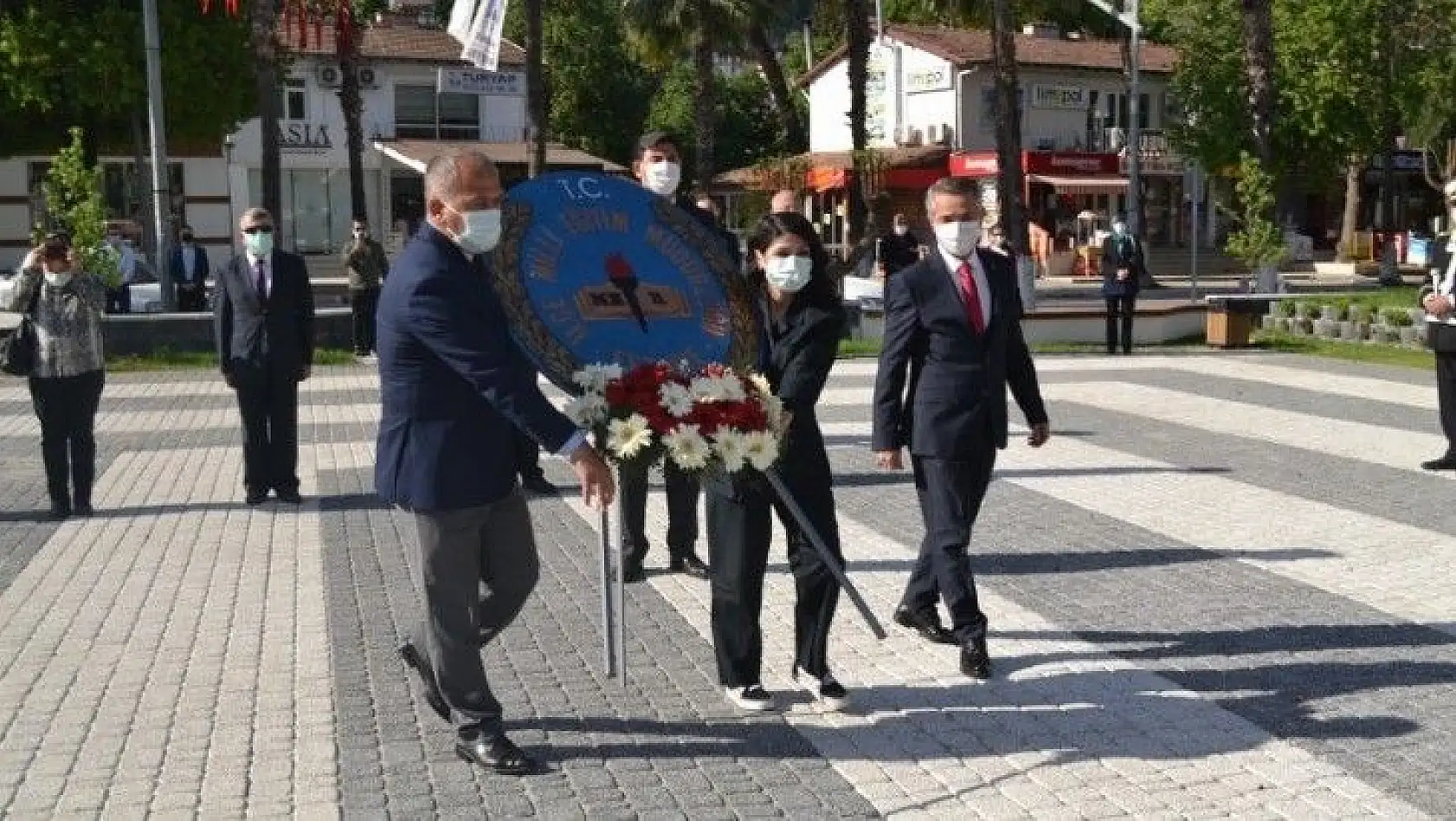 Fethiye'de 23 Nisan Çocuk Bayramına Buruk Kutlama