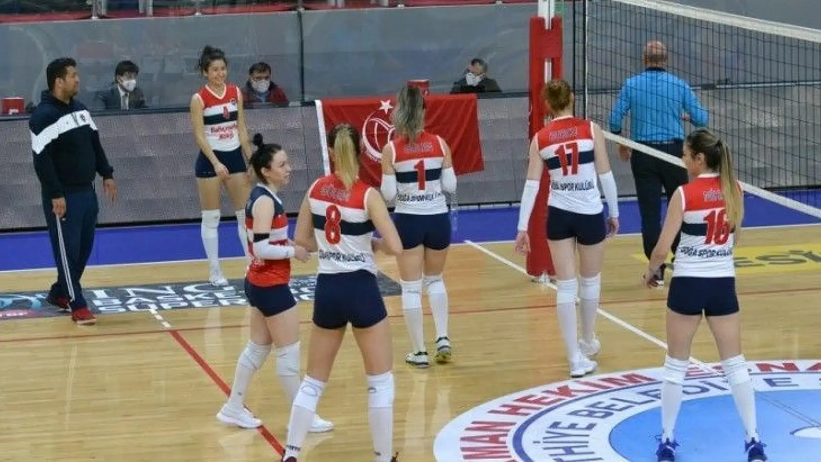 Fethiye'nin Sultanları playoff yolunda 3-0