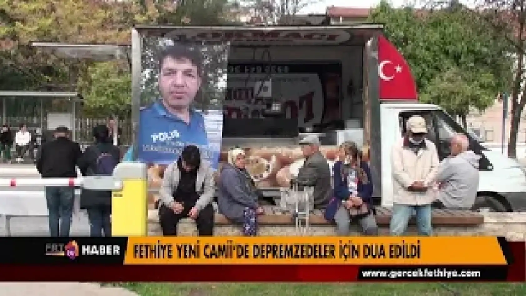 FETHİYE YENİ CAMİİ'DE DEPREMZEDELER İÇİN DUA EDİLDİ