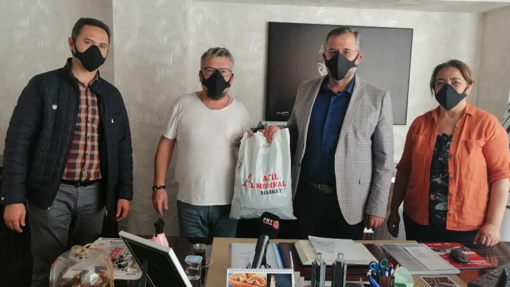 İGD-FTSO İşbirliğinde Çalışan Gazetecilere Maske
