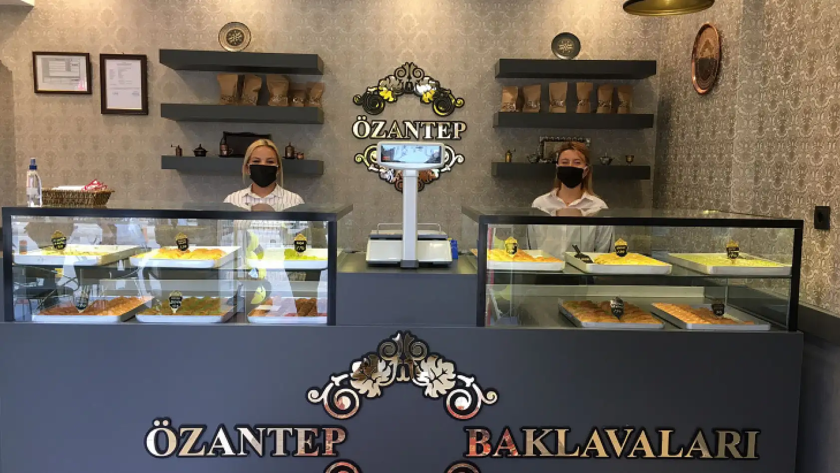 Özantep baklavaları Fethiye'de hizmete girdi