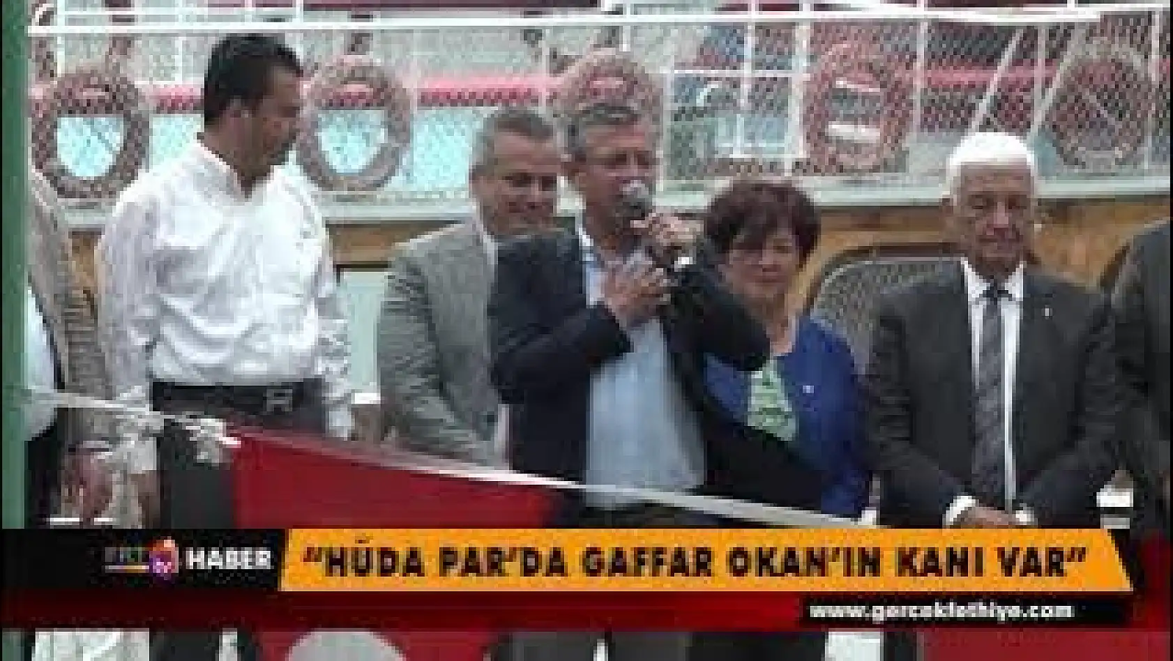 Özel, 'Hüda Par'da Gaffar Okan'ın kanı var'