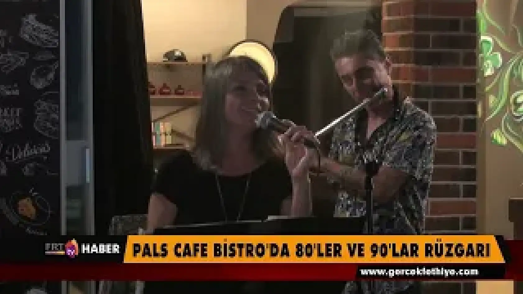 Pals Cafe Bistro'da 80'ler ve 90'lar rüzgarı