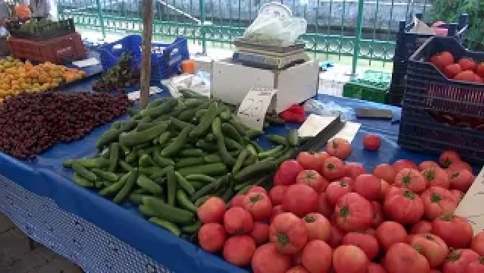 Pazarda Fiyatlar Cep Yakıyor