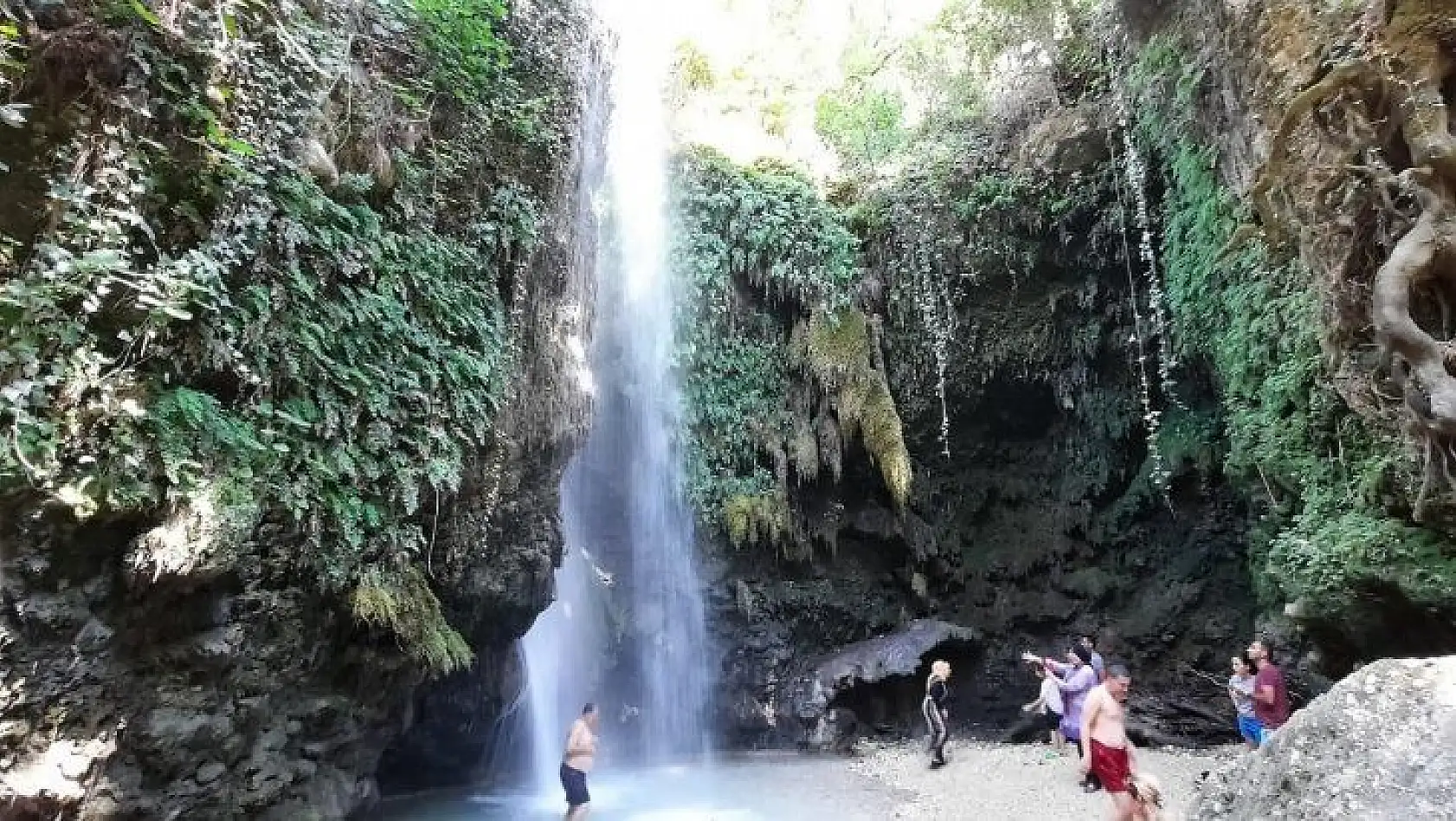 SEYDİKEMER'İN GİZLİ CENNETİ GİZLİKENT ŞELALESİ