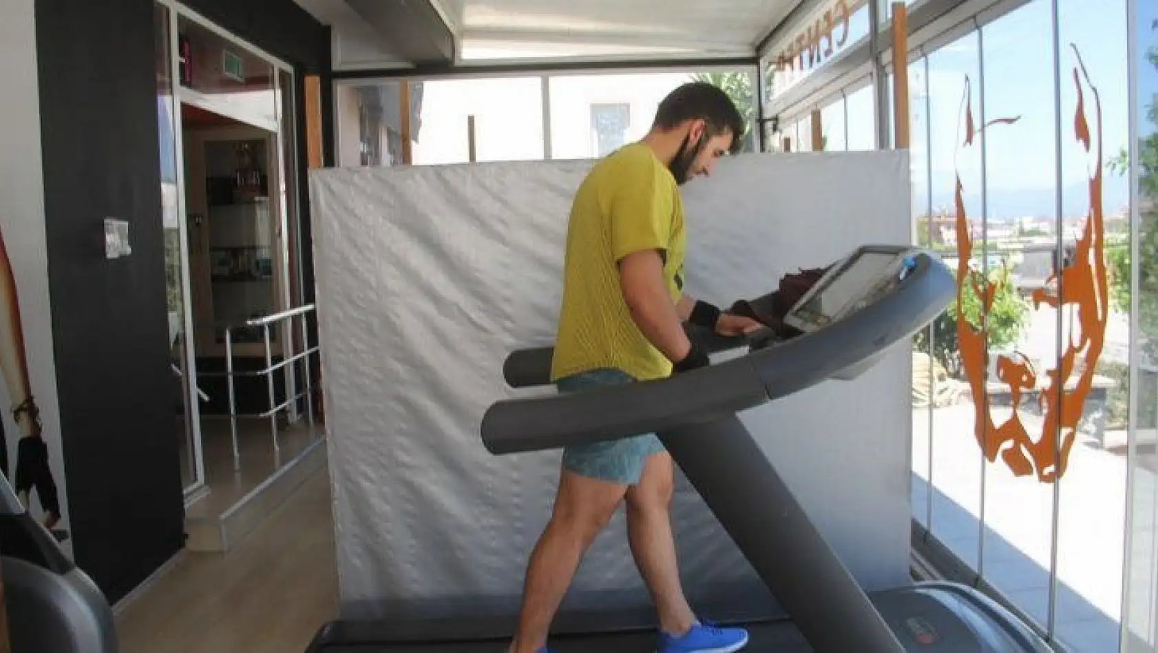 Spor Salonları Yeniden Faaliyete Başladı