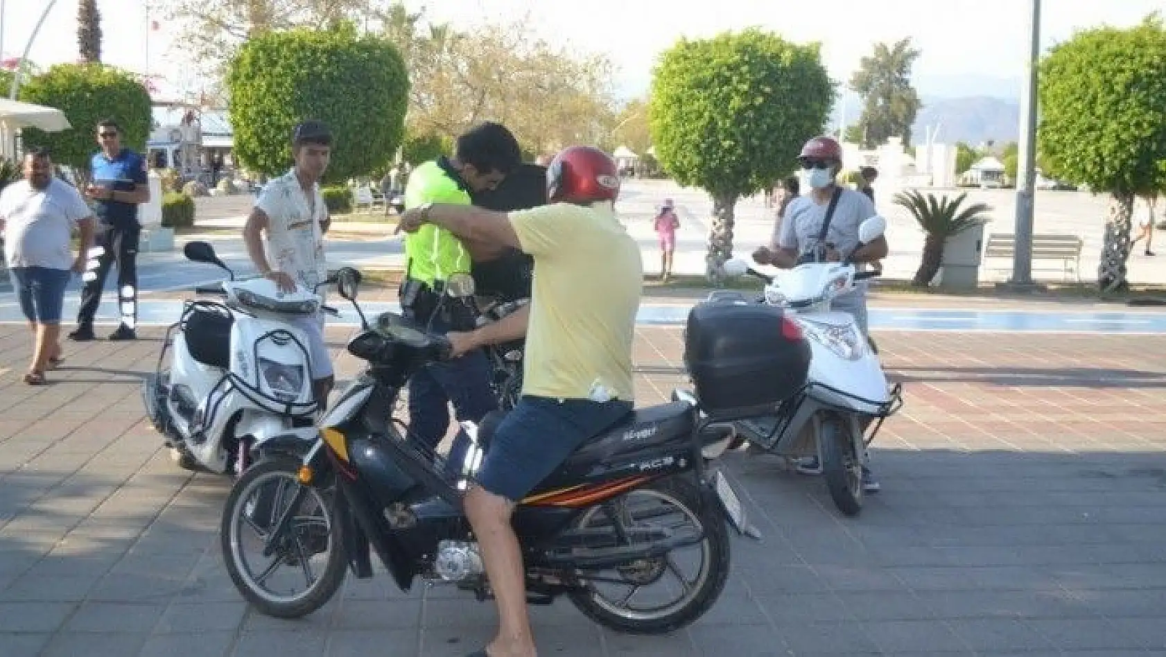 Trafiğe Kapalı Alanlarda Motor Kullananlara Ceza Yağdı