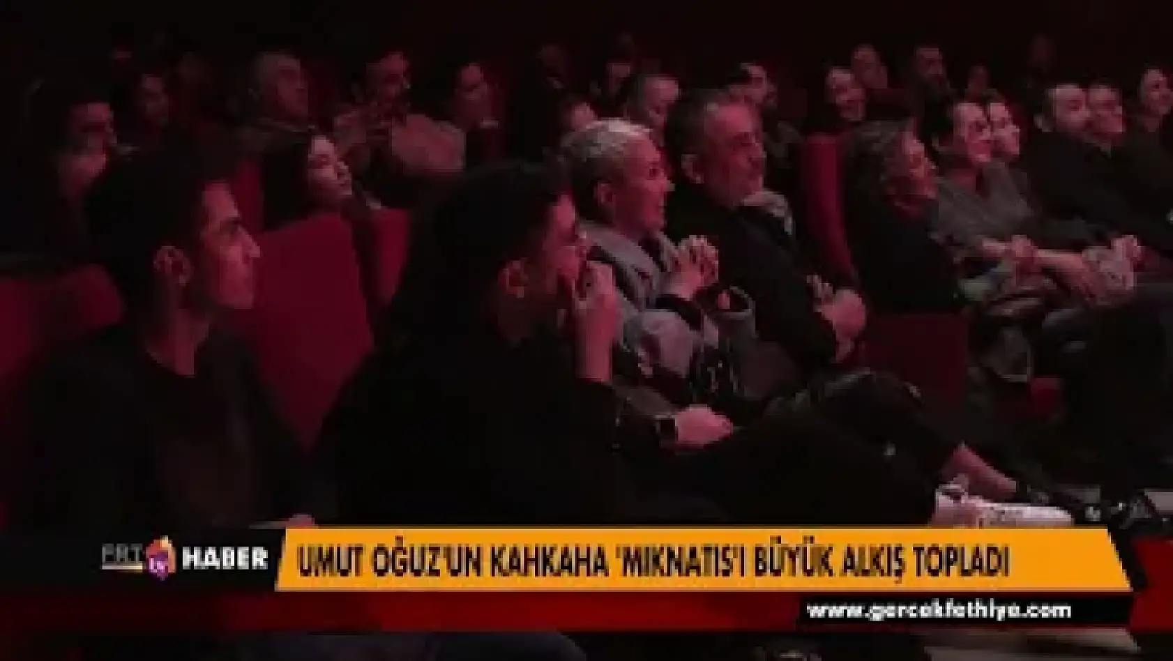 UMUT OĞUZ'UN KAHKAHA 'MIKNATIS'I BÜYÜK ALKIŞ TOPLADI