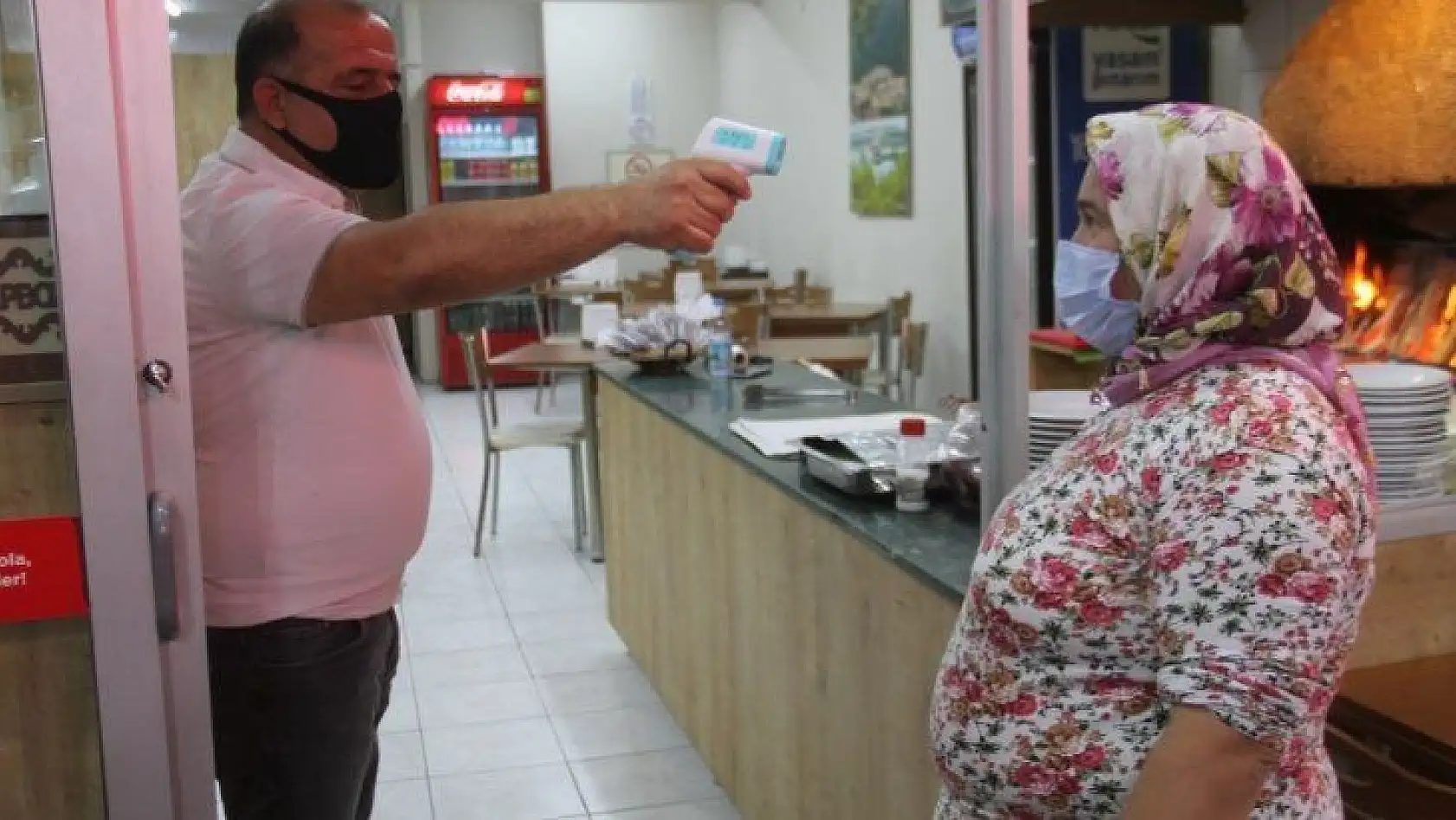VATANDAŞLAR 'YENİ NORMAL' HAYATA DÖNDÜ