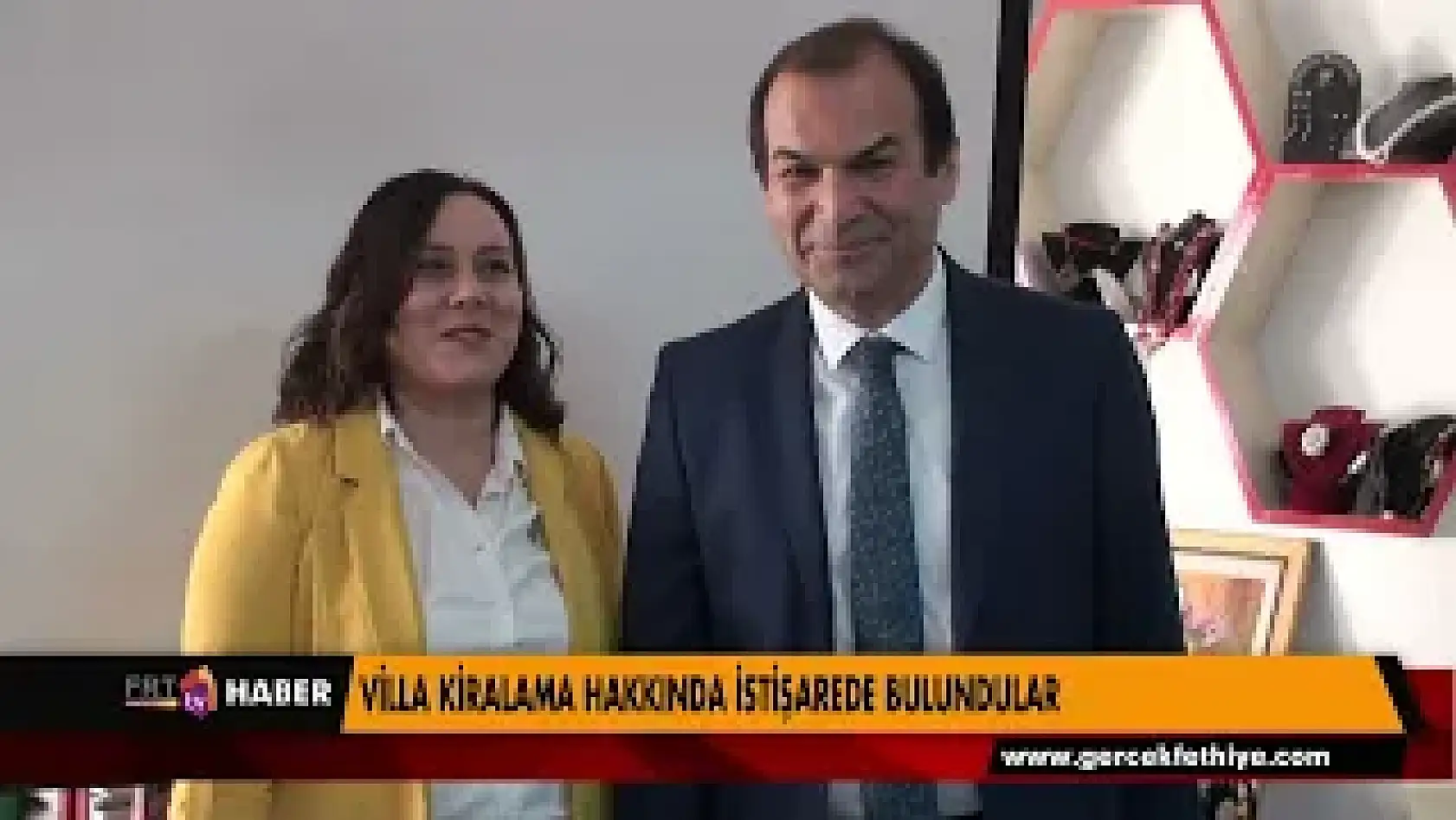 Villa kiralama hakkında istişarede bulundular
