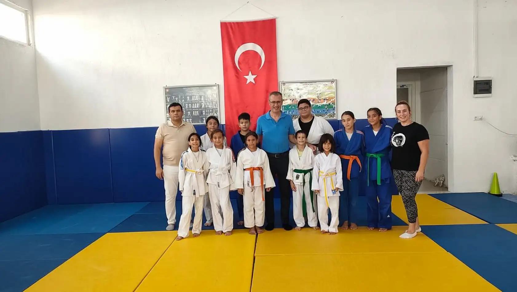 Fethiye Kaymakamı Ertaş, yaz okullarını ziyaret etti