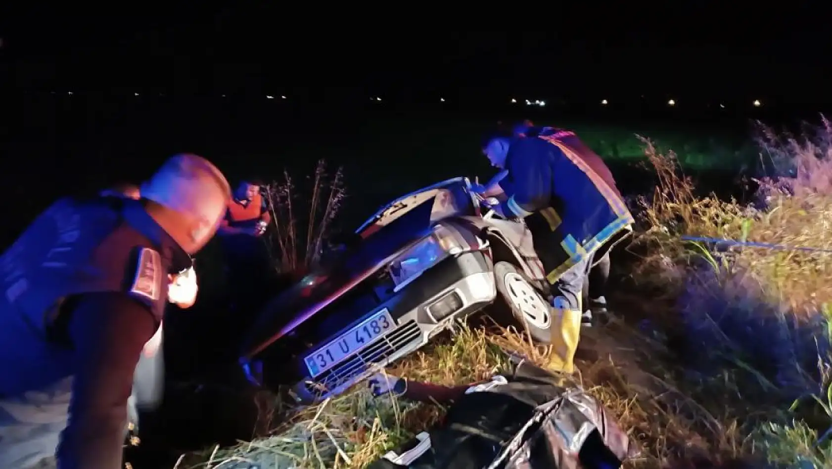 İki otomobil çarpıştı: 2 ölü, 2 yaralı