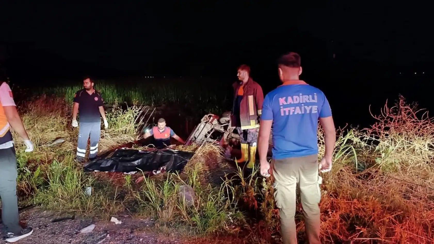 İki otomobil çarpıştı: 2 ölü, 2 yaralı