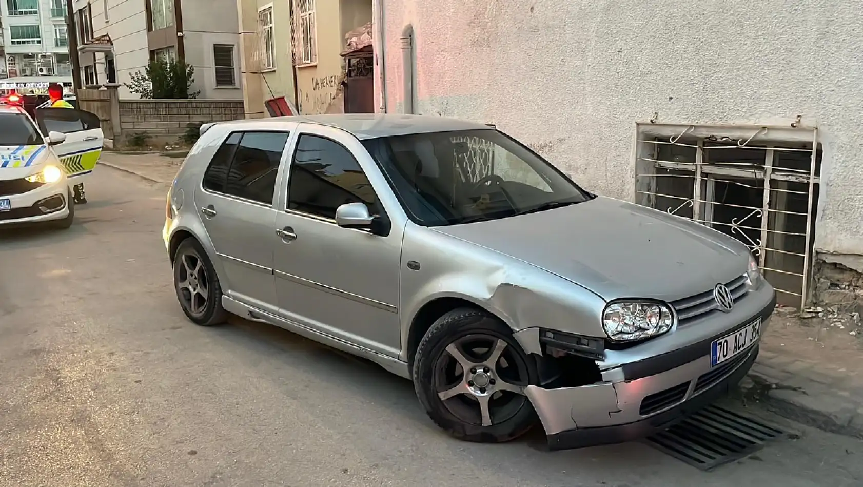 Otomobilinde bıçaklanmış halde bulunan şahıs hayatını kaybetti