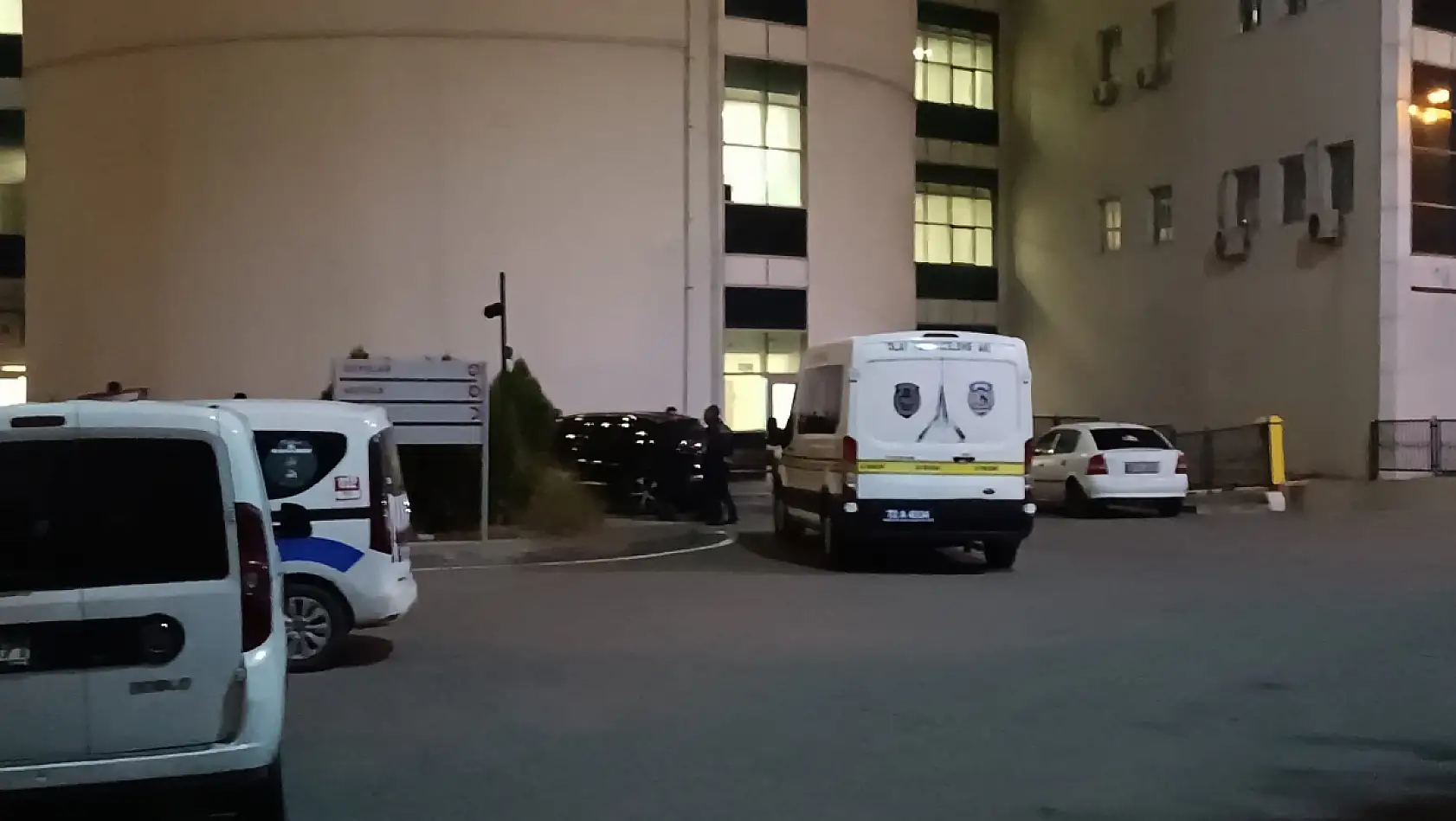 Hastanenin 5. katından atlayan şahıs hayatını kaybetti