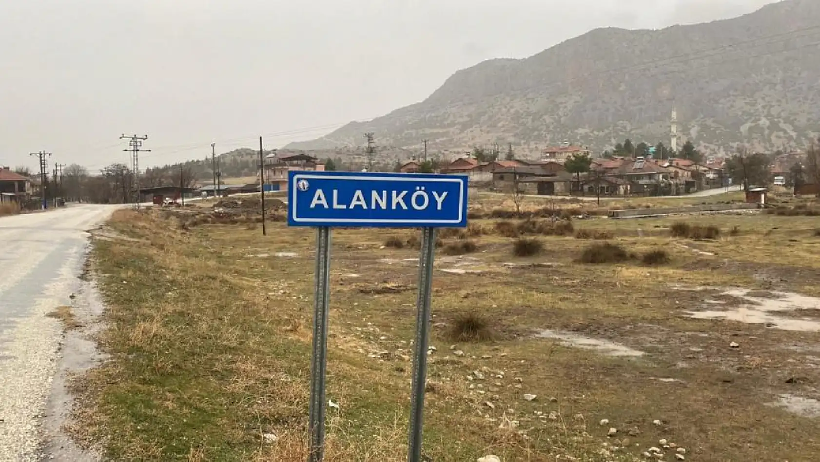 DSİ'ye ait kepçe ile define arandığı iddiasını bölgede bulunan sigara izmaritinin DNA örnekleri aydınlatacak