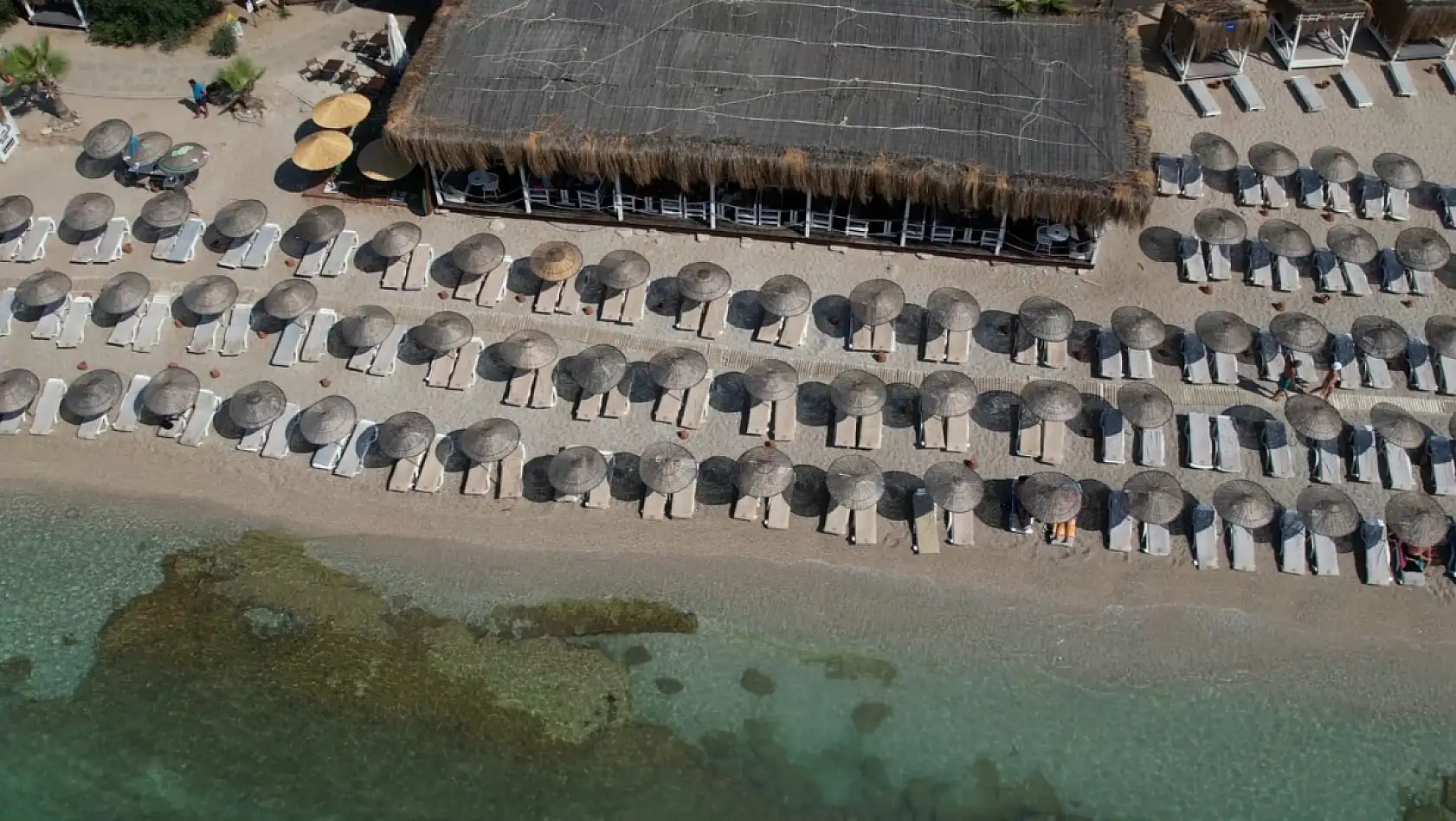 Fethiye Ölüdeniz Kumburnu Plajı'ndan Dünya Çevre Günü'ne anlamlı destek